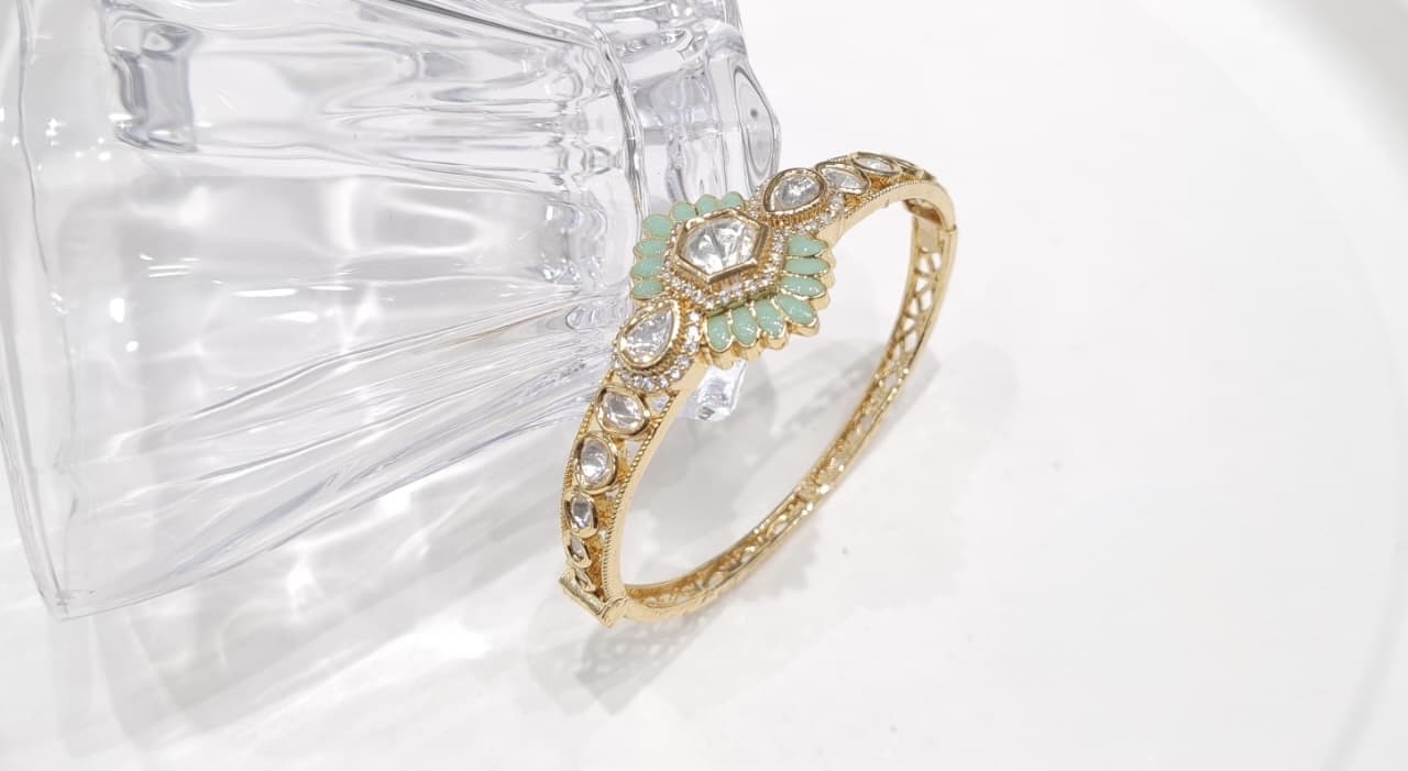 Kundan Kada 07672 - 6