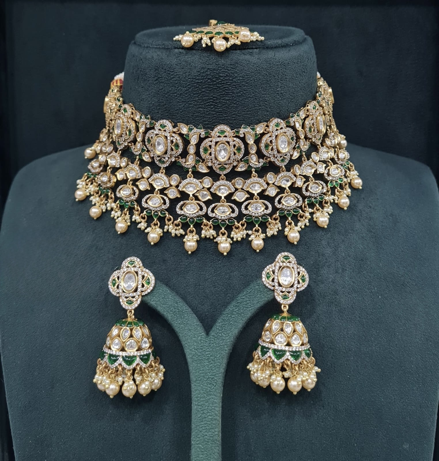 Kundan Bride Set 08289 - 5