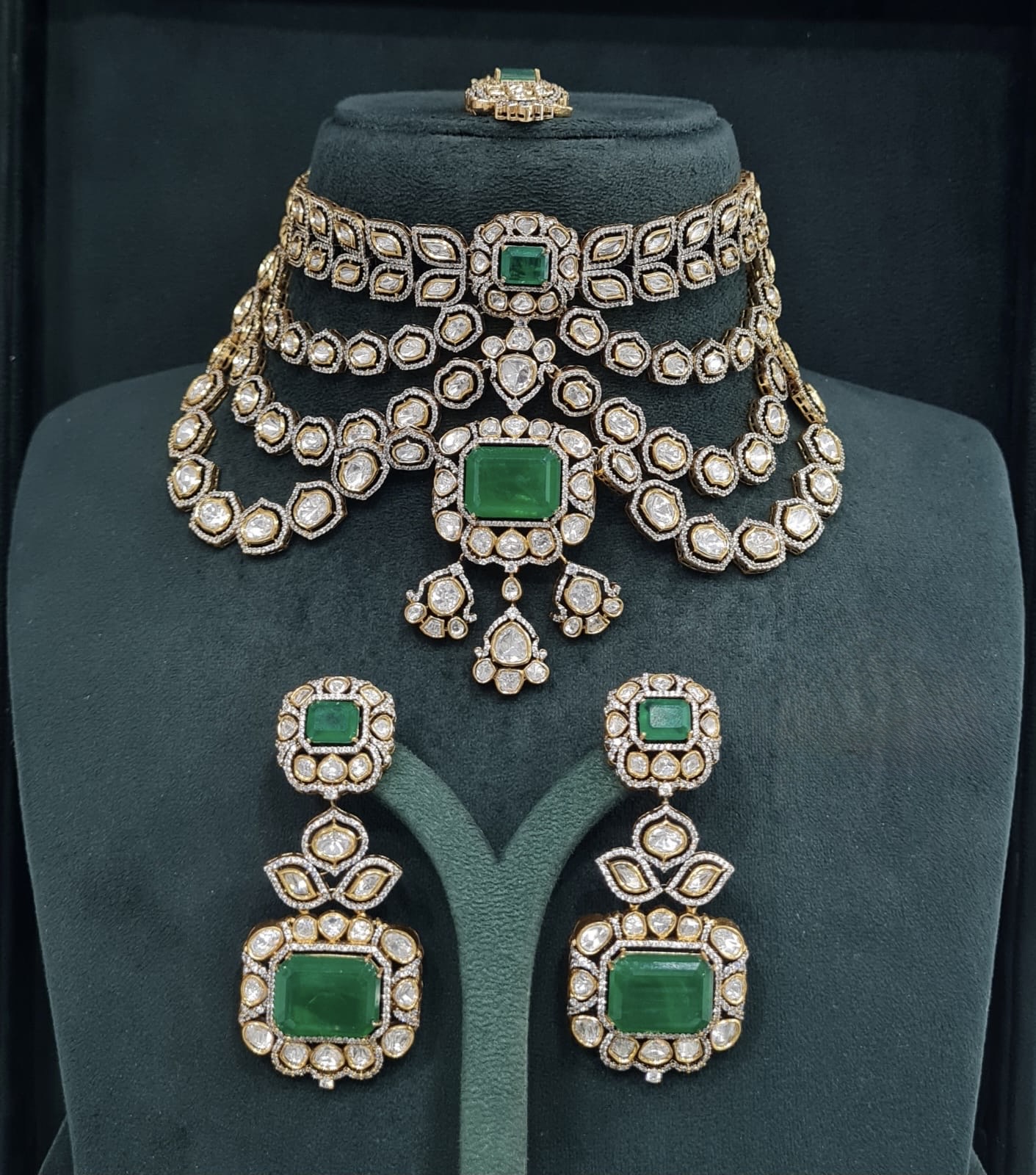 Kundan Bride Set 07860 - 4