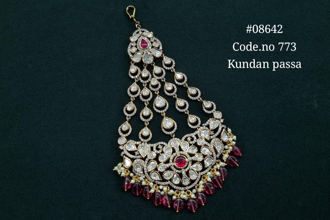 Kundan Passa 08642 - 4