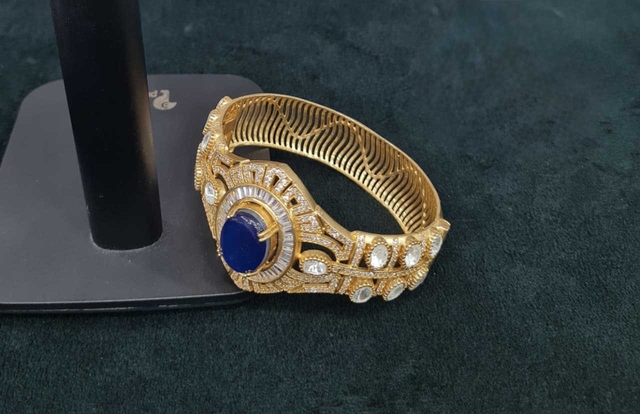 Kundan Kada 06180 - 4