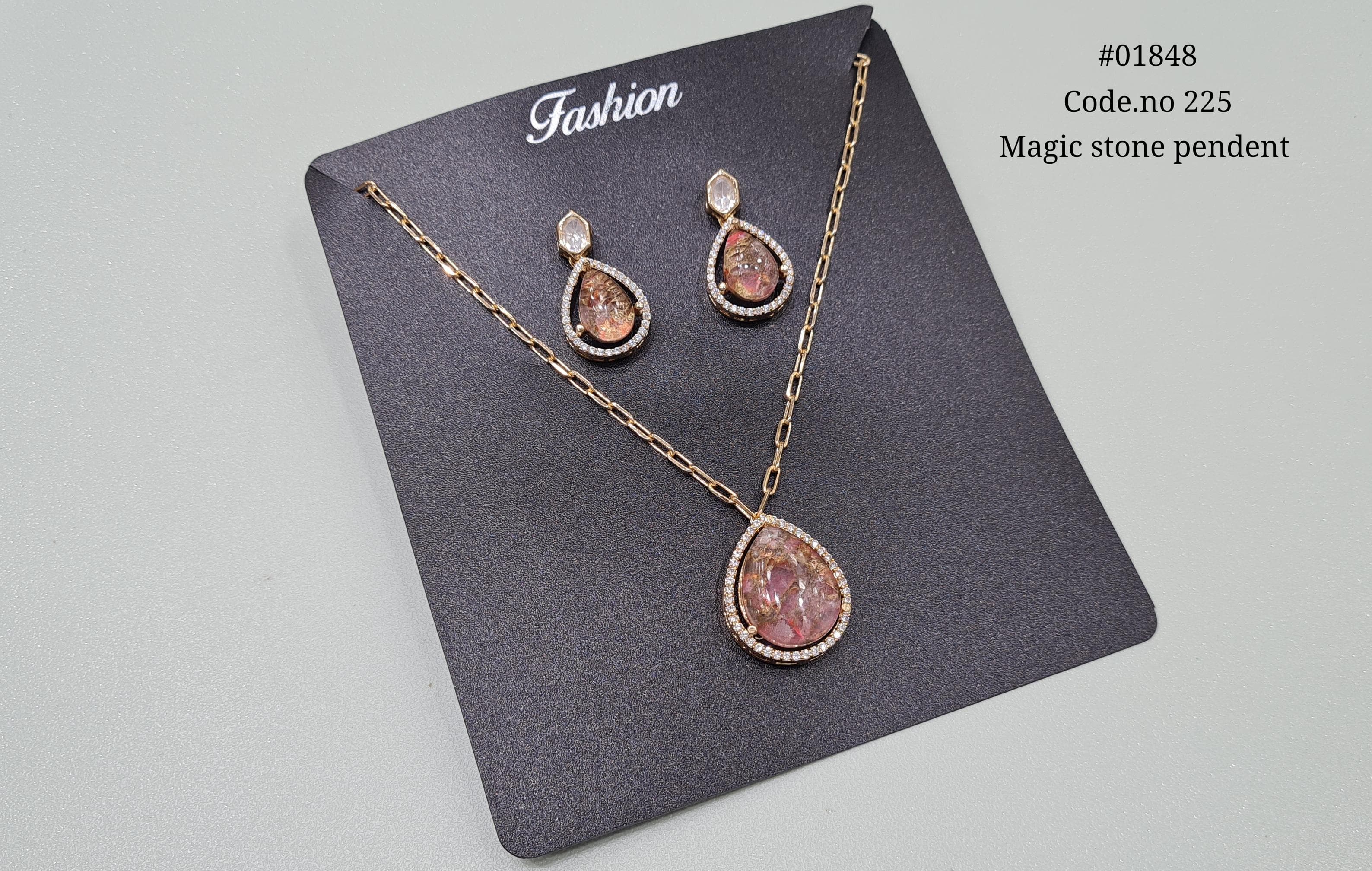 Magic Pendant 01846 - 7