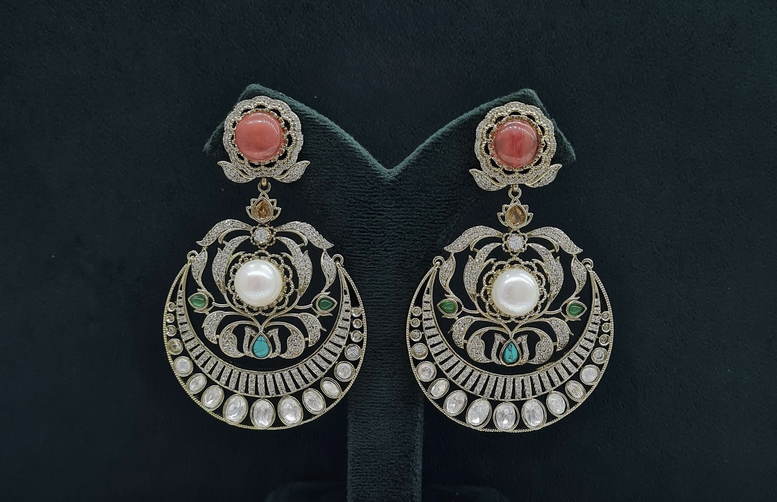 Sabyasachi Earrings 08408 - 4
