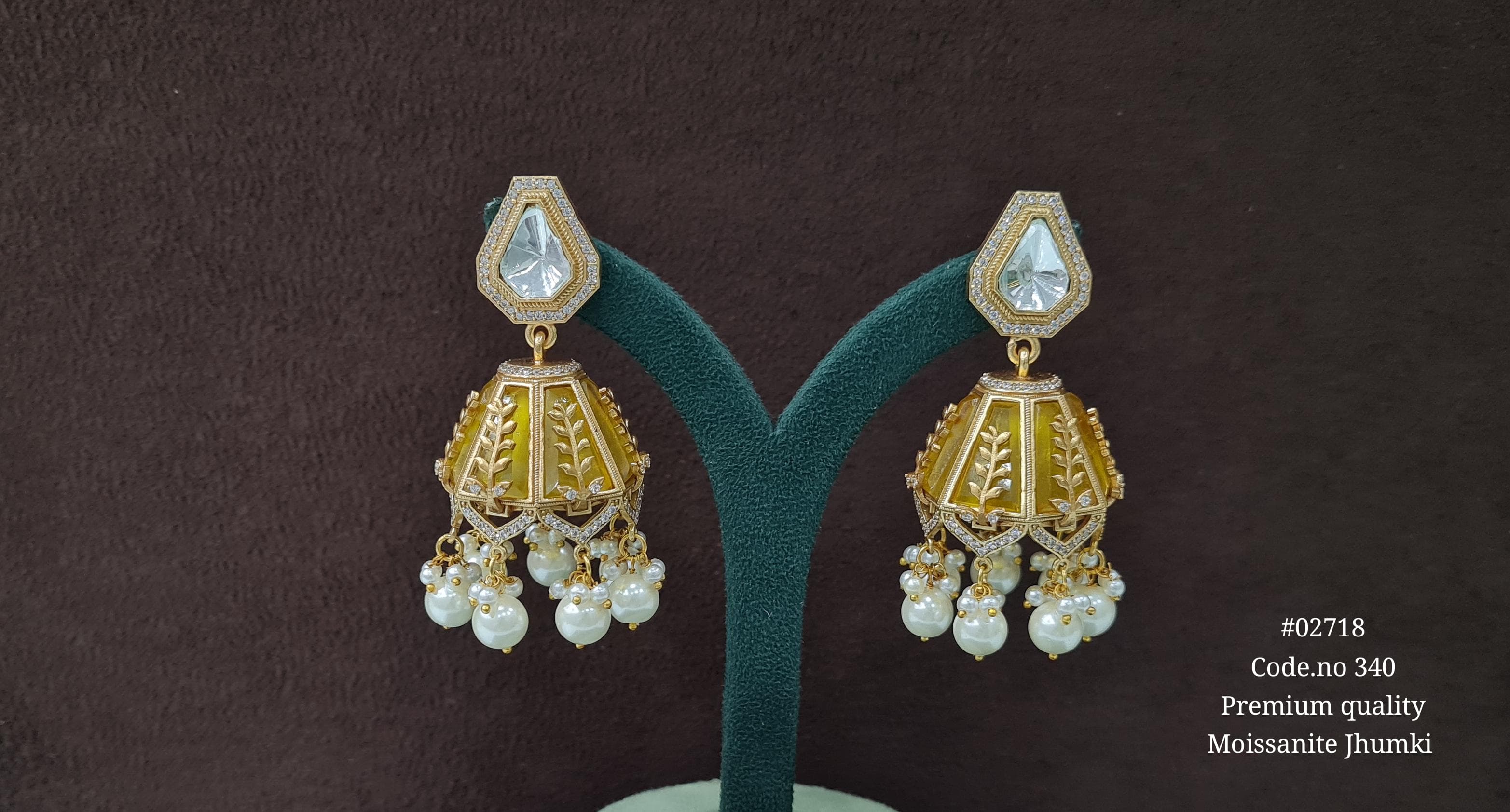 Kundan Jhumka 02718 - 7