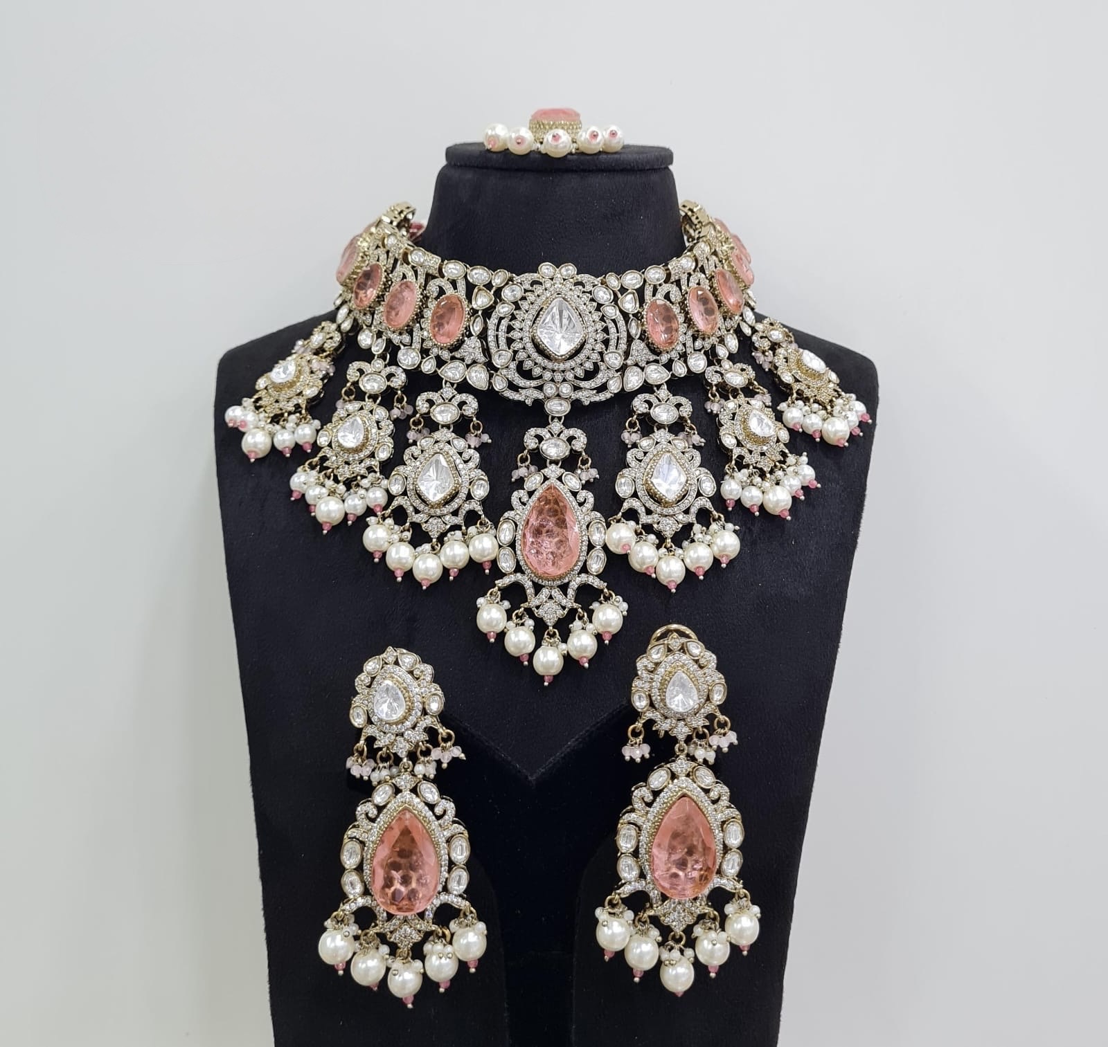 Kundan Bride Set 05348 - 4