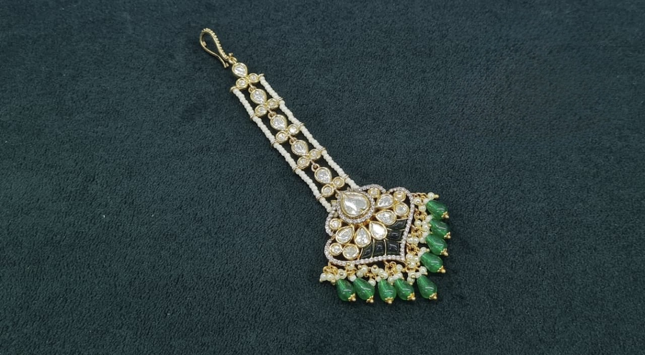 Kundan Tika 05815 - 2