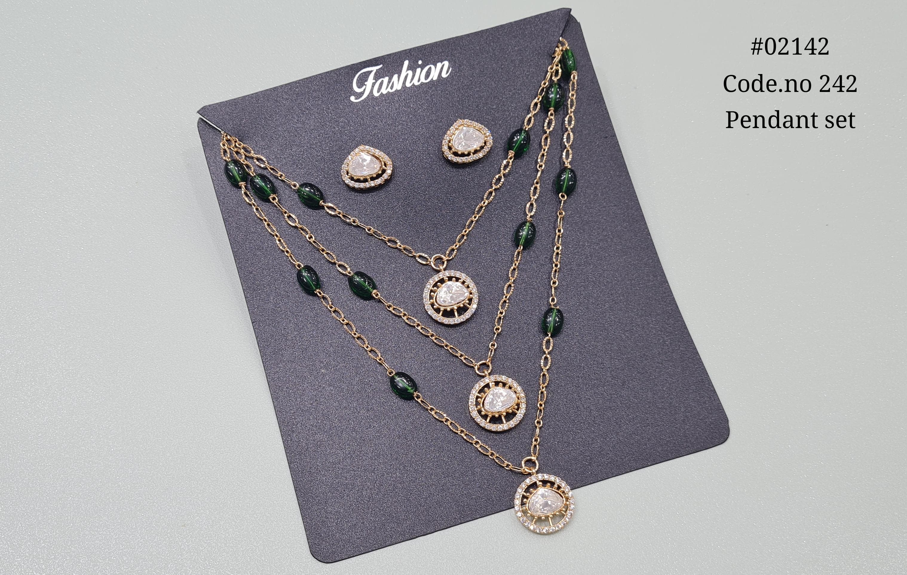 Kundan pendant 02142 - 3