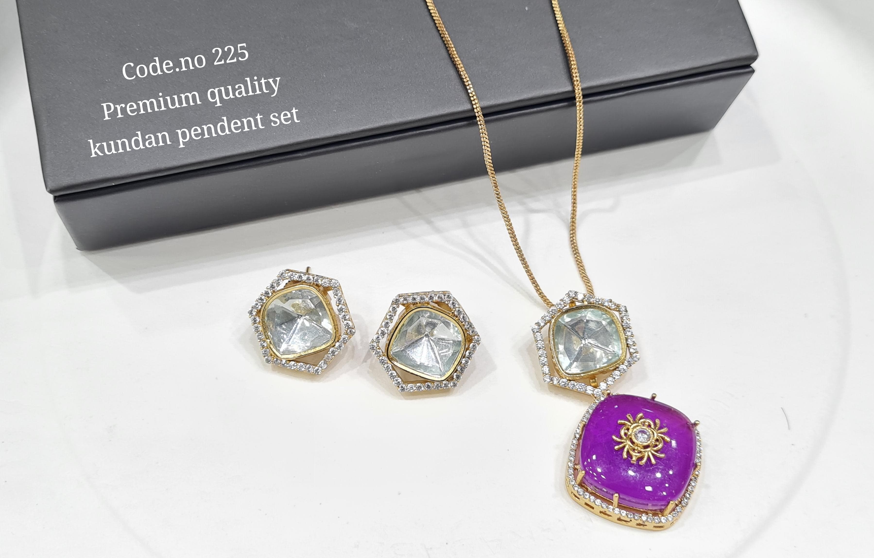 Kundan Pendant set 00114