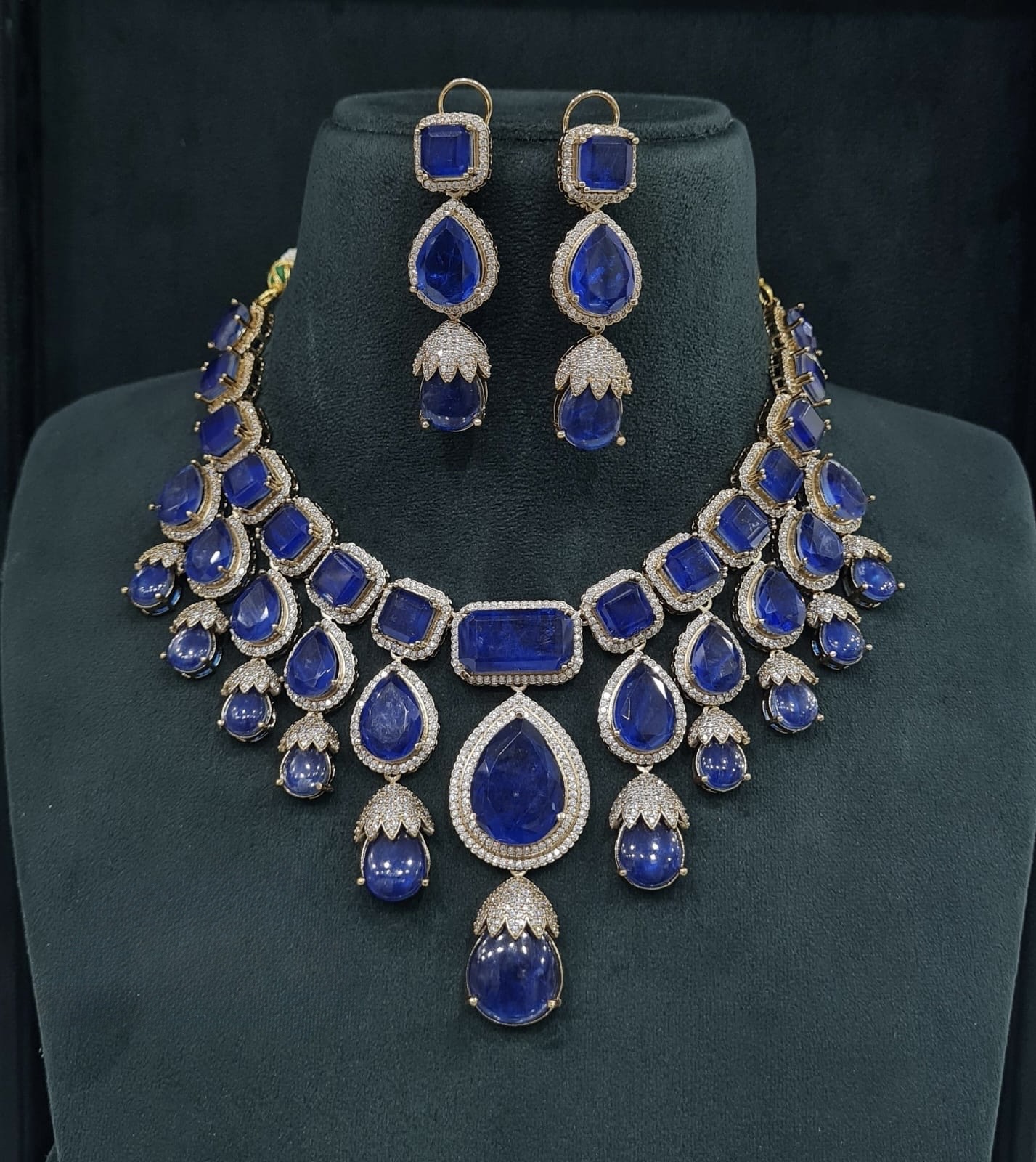 Sabyasachi Necklace 05505 - 8