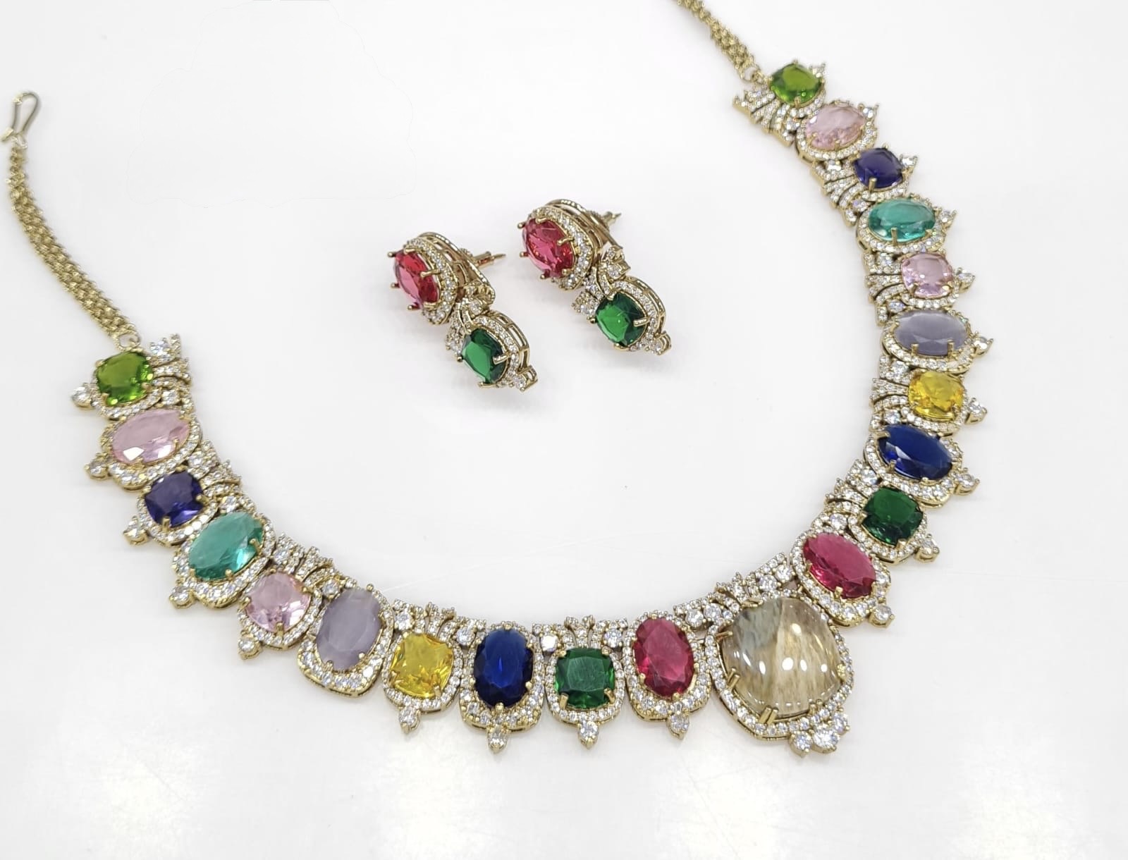 Sabyasachi Necklace 08728 - 15