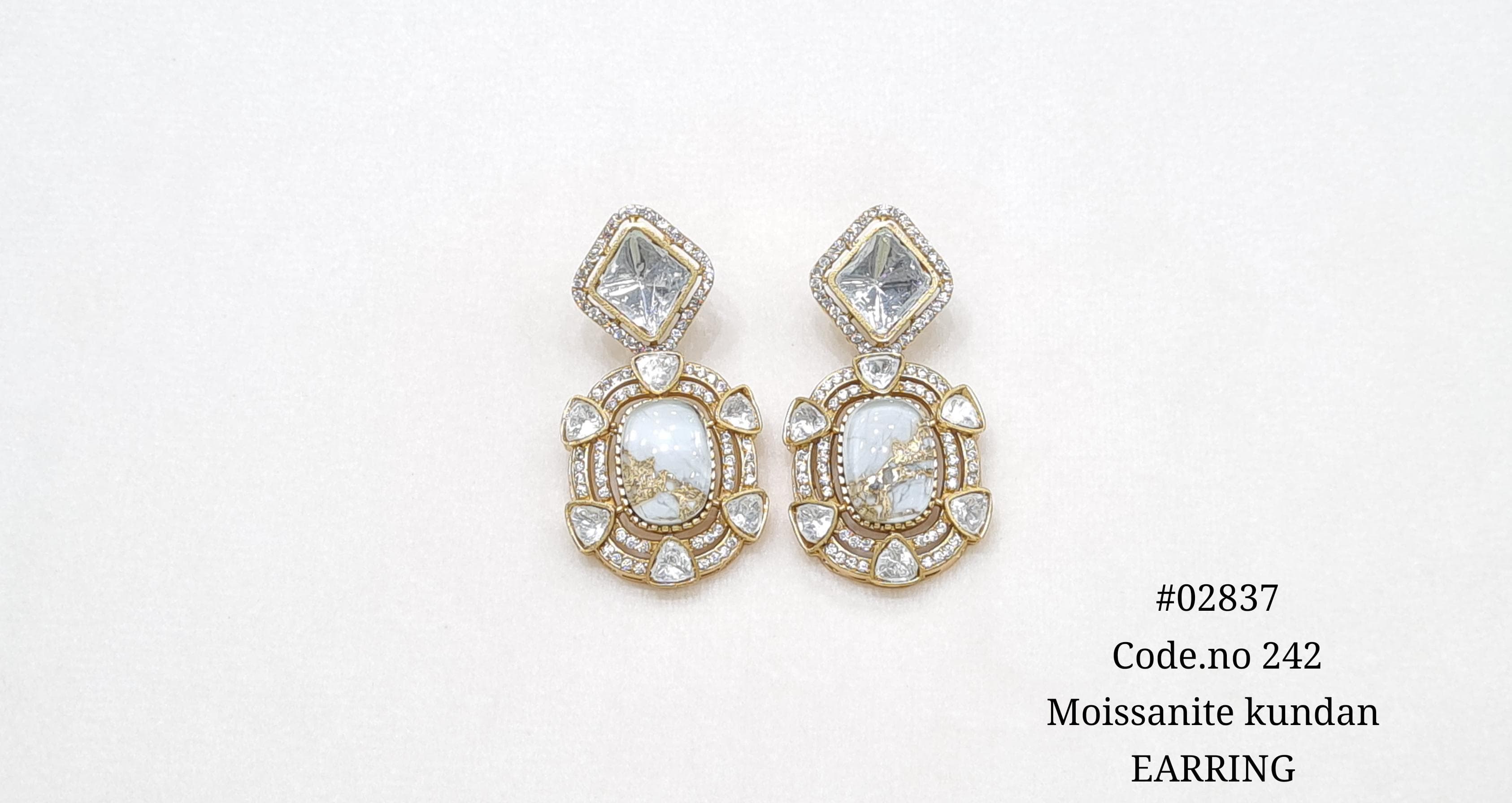 Kundan Earrings 02637 - 7