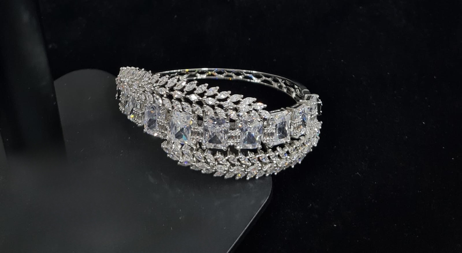 Cz Bracelet 08240 - 7