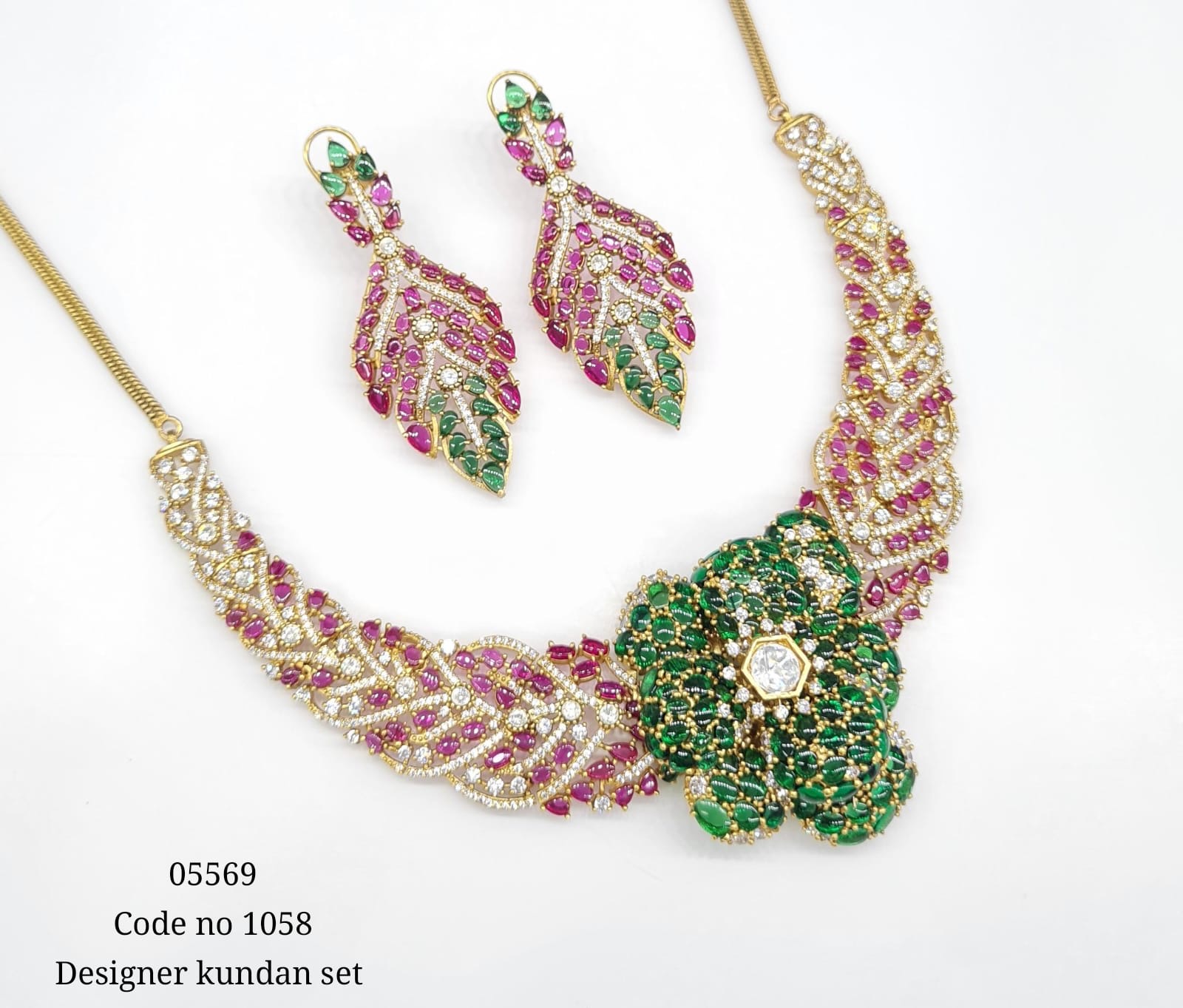 Kundan Necklace 05569 - 3