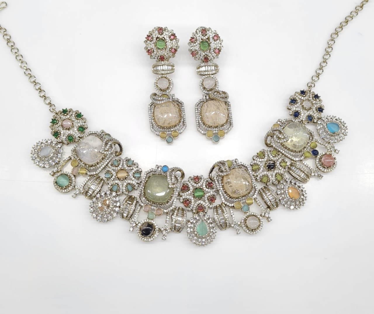 Sabyasachi Necklace 07707