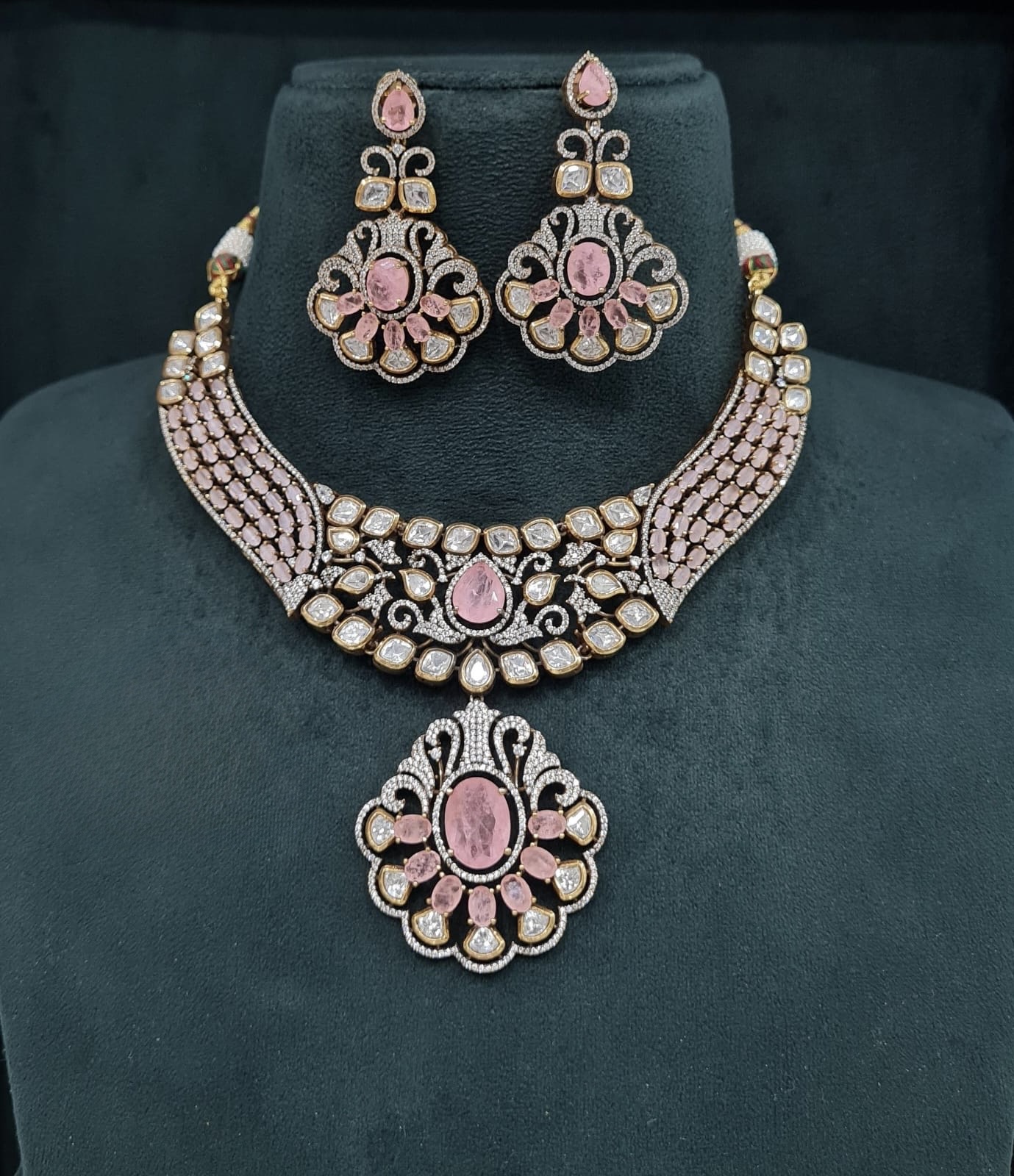 Kundan Necklace 07861 - 3