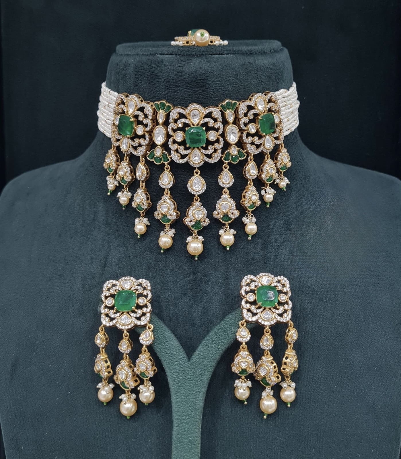 Kundan Choker 05901 - 5