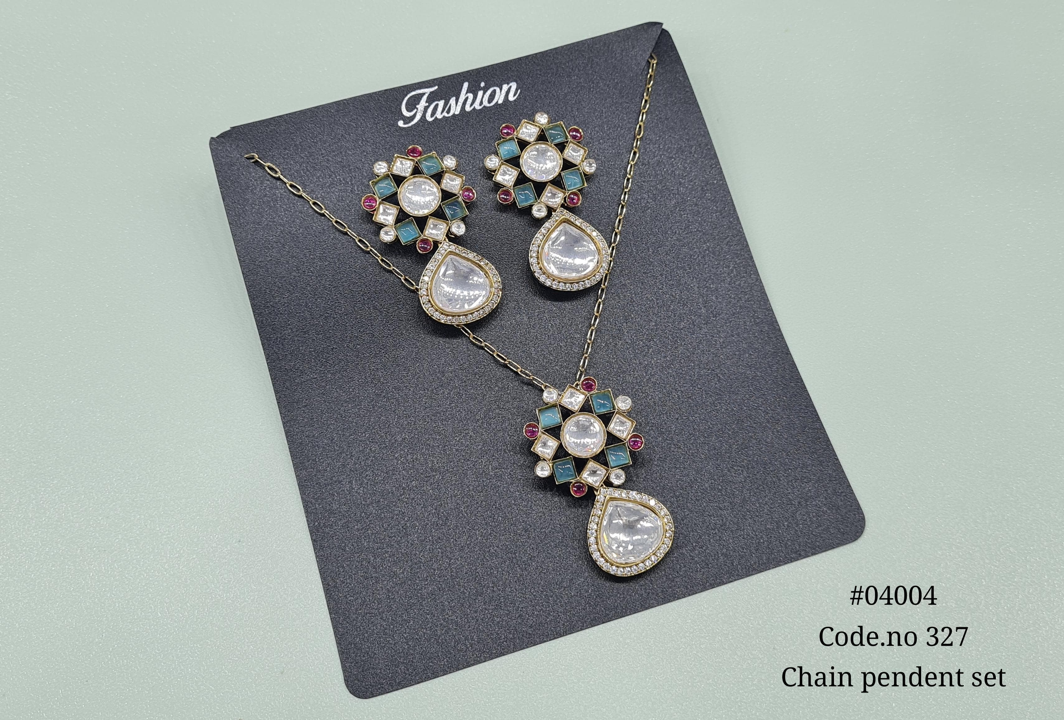 Kundan Pendant 04004 - 4