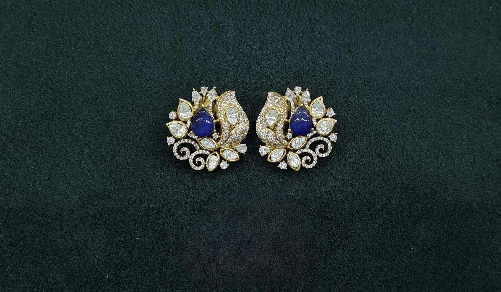 Kundan Tops 08979 - 6