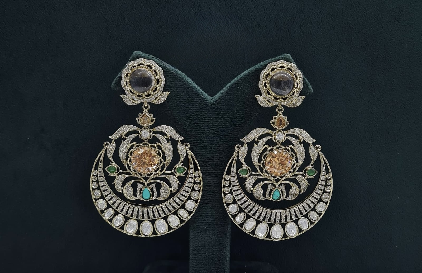 Sabyasachi Earrings 08408 - 6