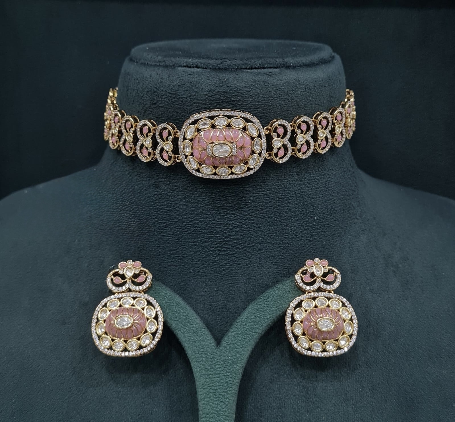 Kundan Choker 08943 - 6