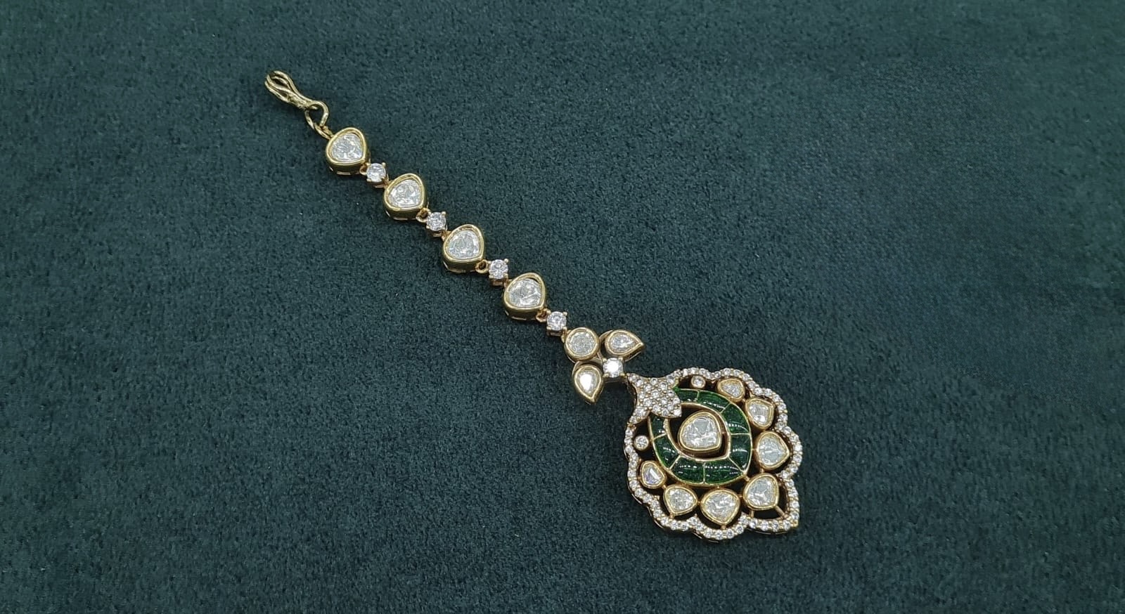 Kundan Tikka 06008 - 6