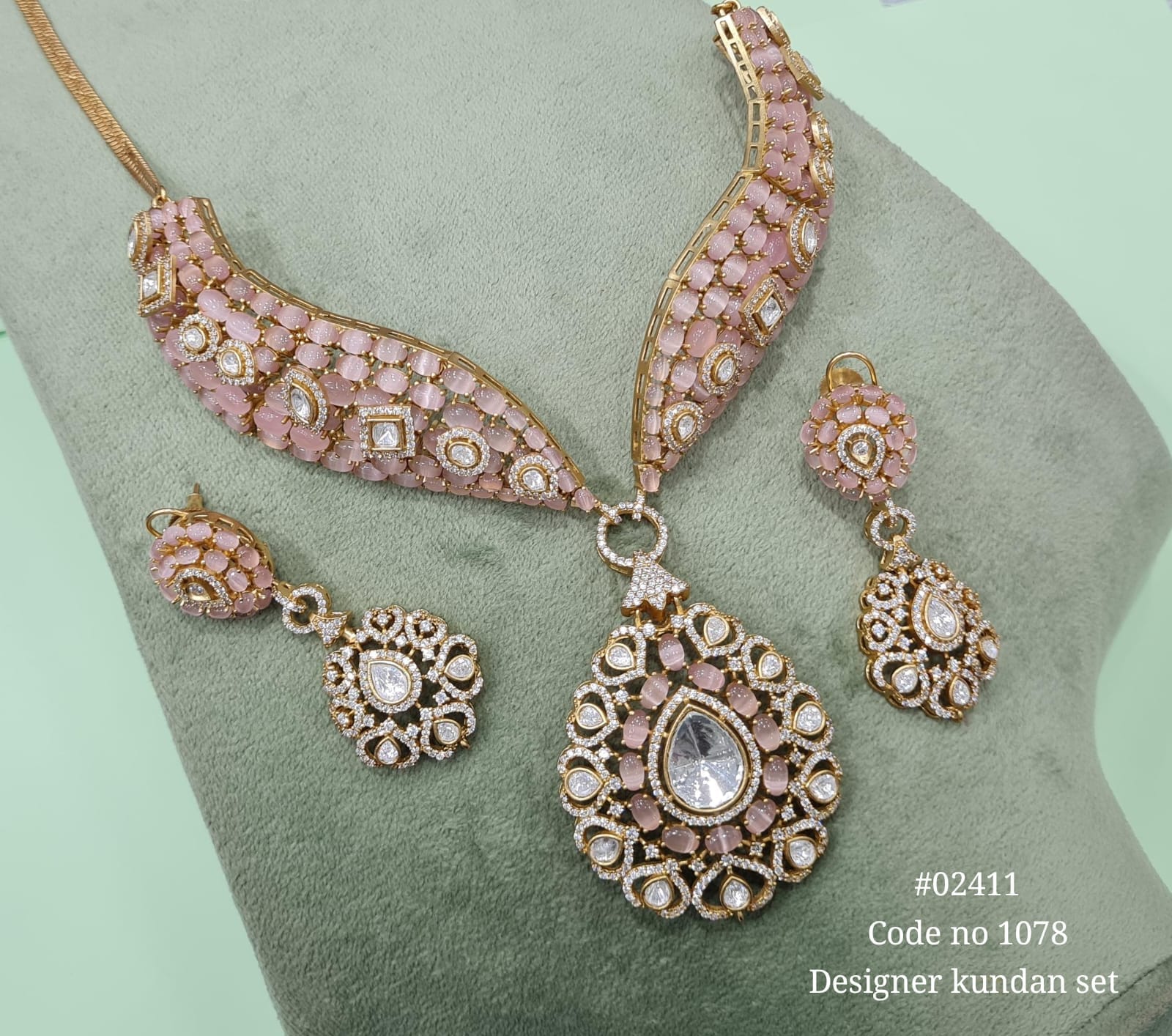 Kundan Necklace 02411 - 4