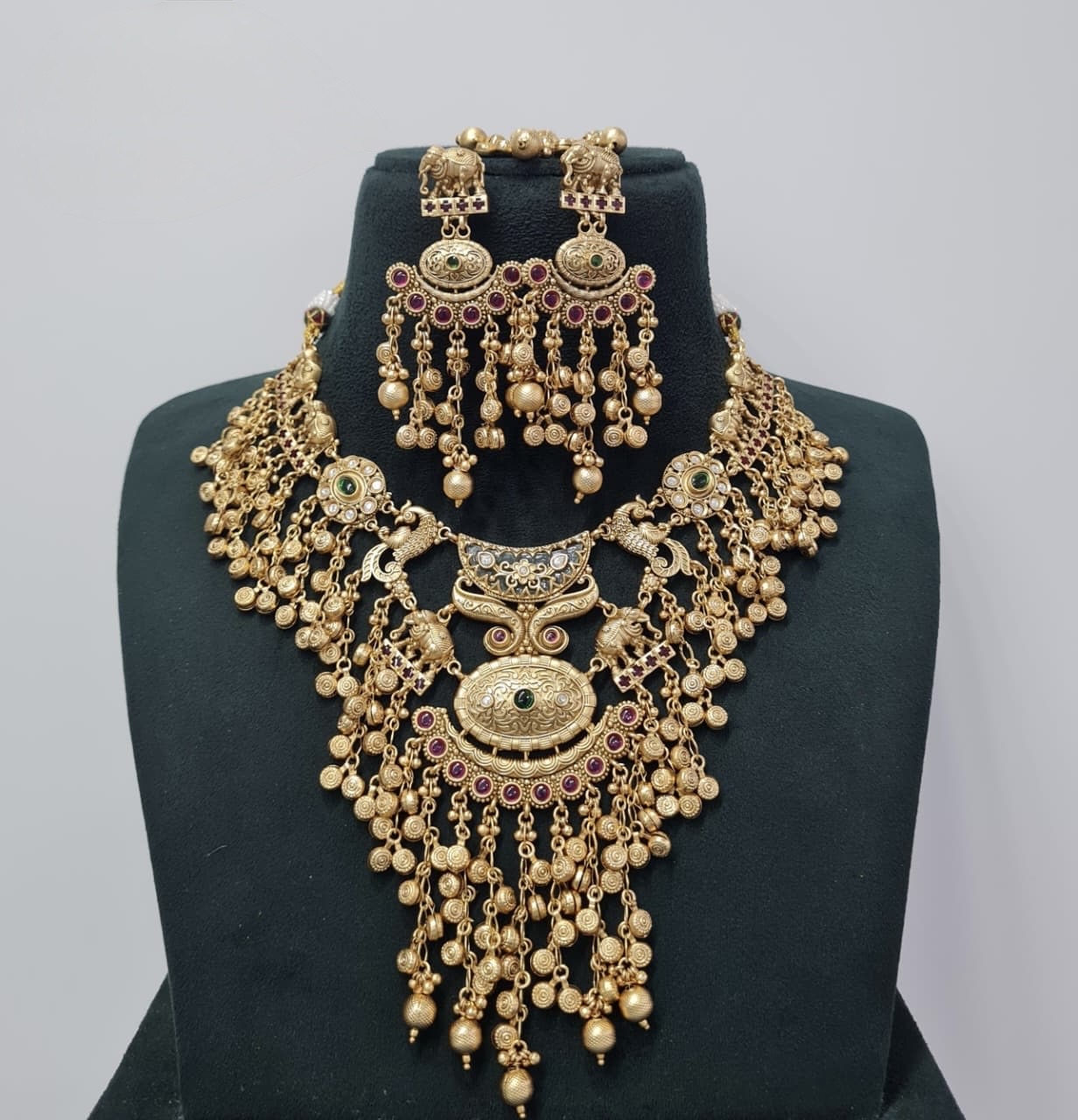 Heritage Necklace 07475 - 5