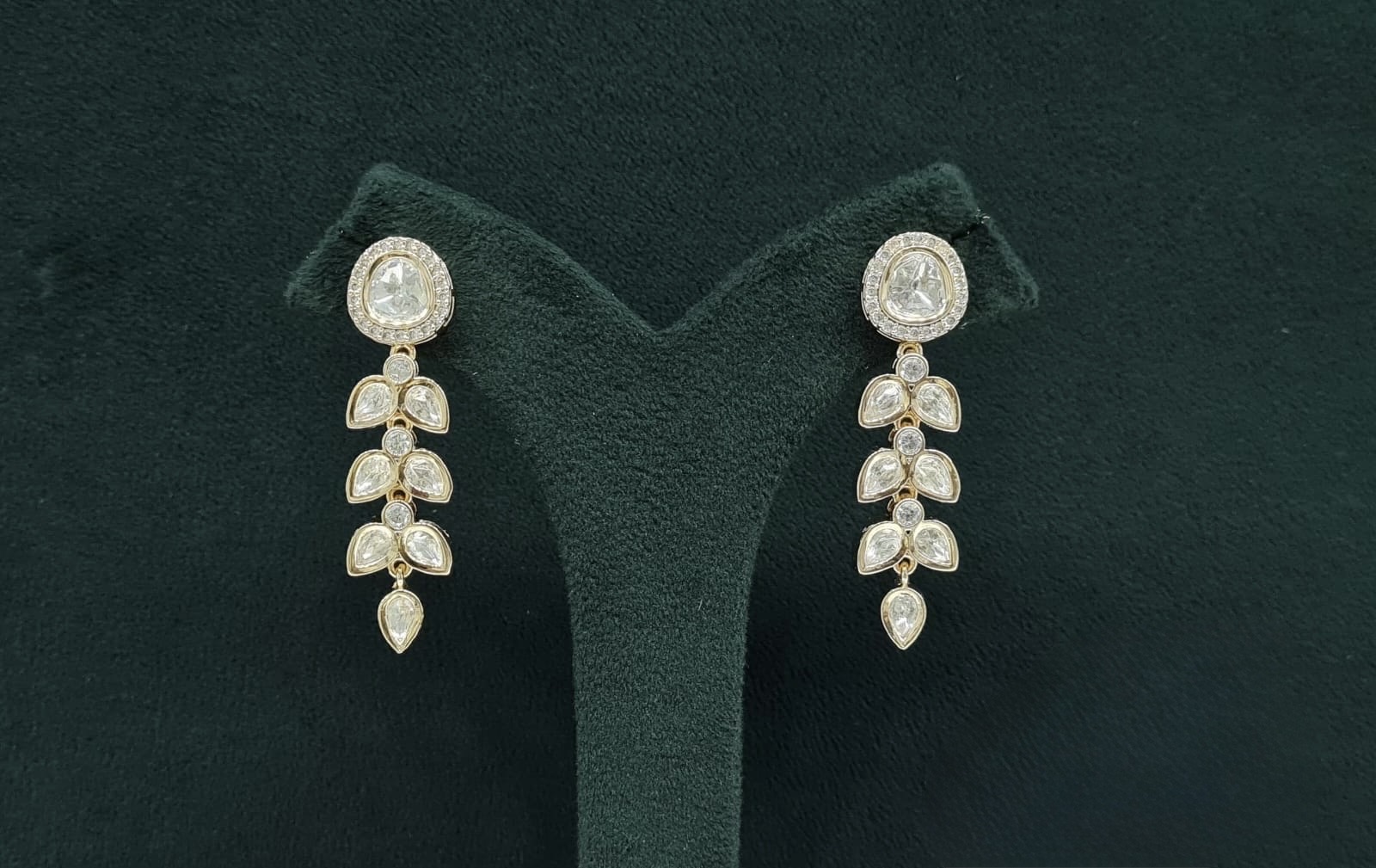 Kundan Earrings 08898