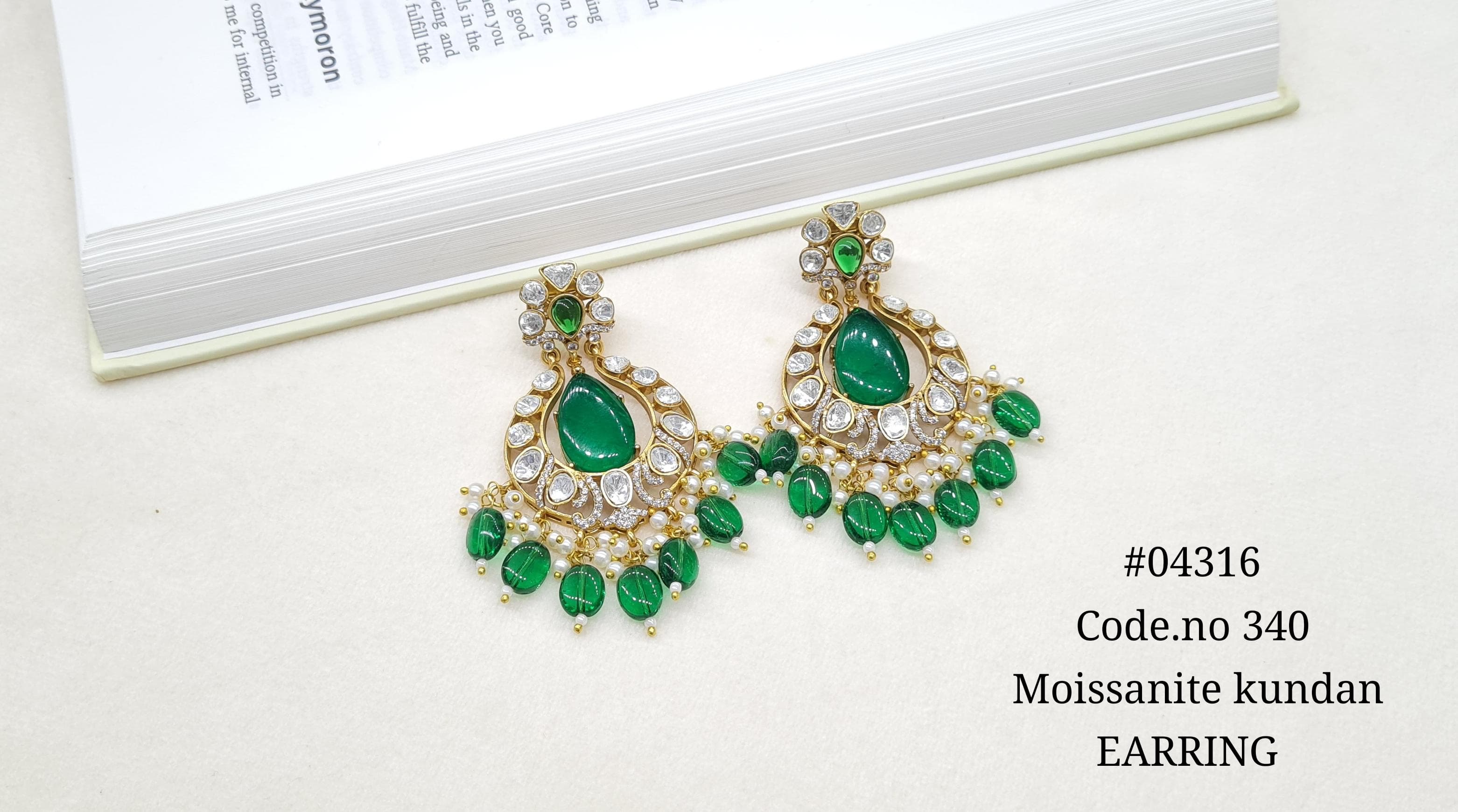 Kundan Earring 04316 - 5