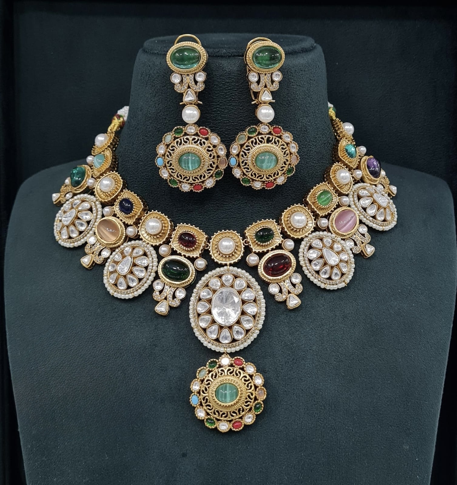 Sabyasachi Necklace 08661