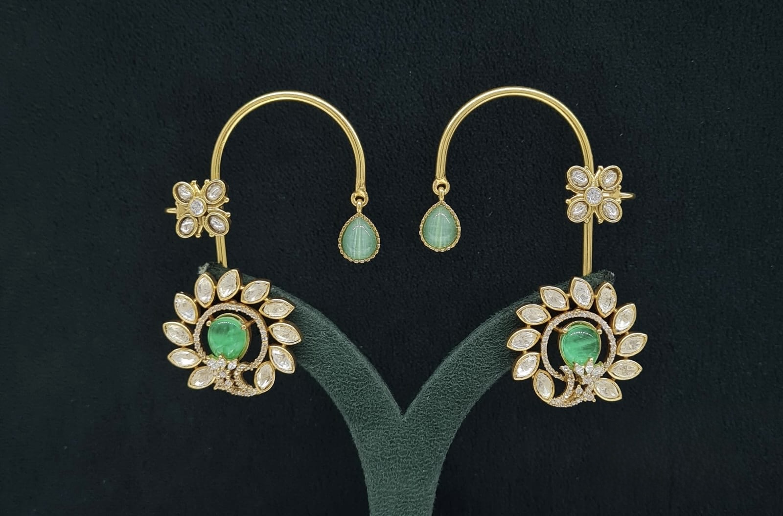 Kundan Earcuff 07567 - 4