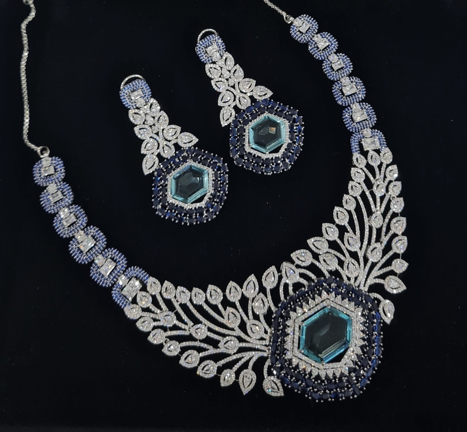 Cz Statement Necklace 06017 - 9