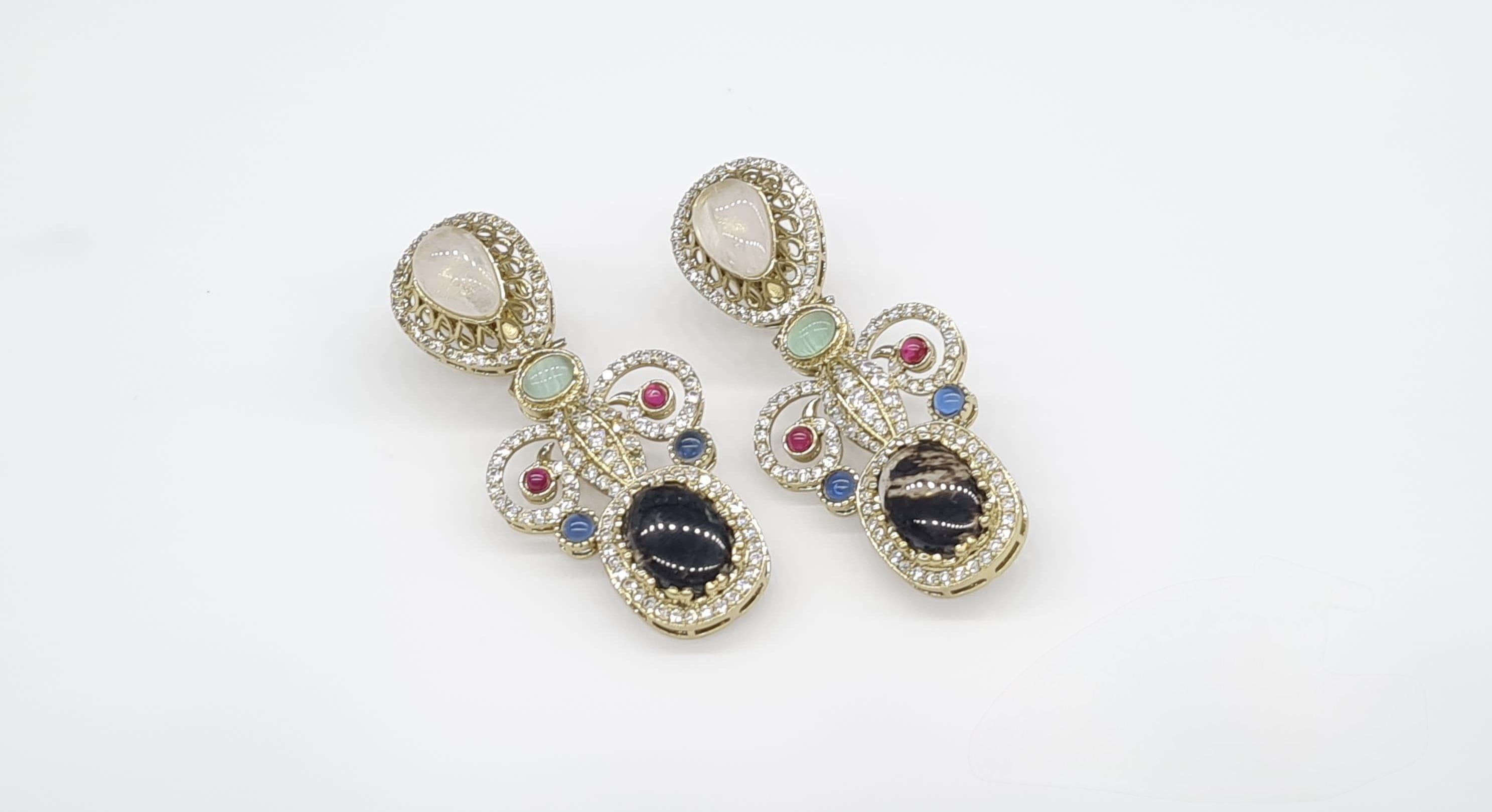Sabyasachi Earrings 09405 - 6