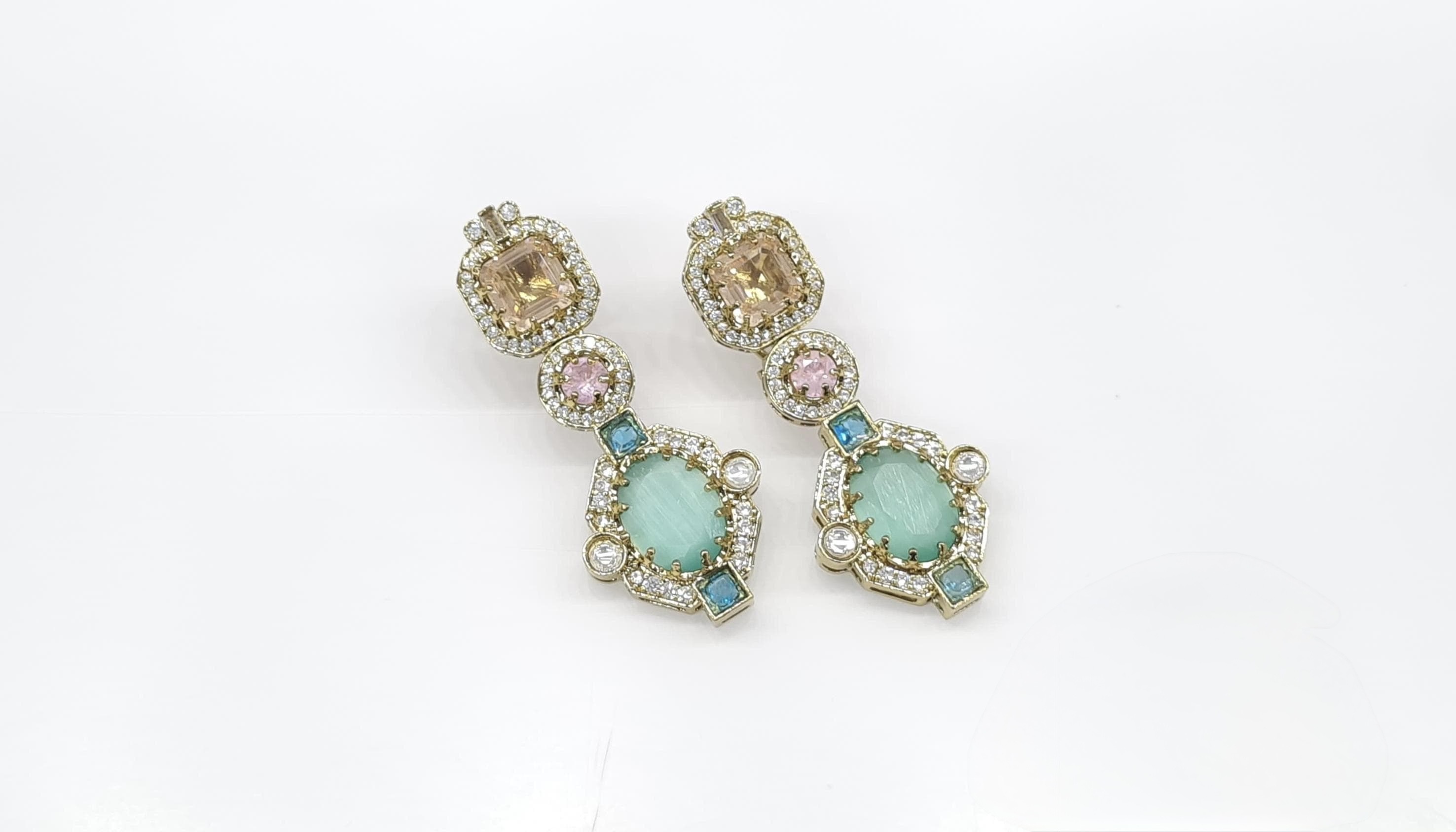 Sabyasachi Earrings 09399 - 4