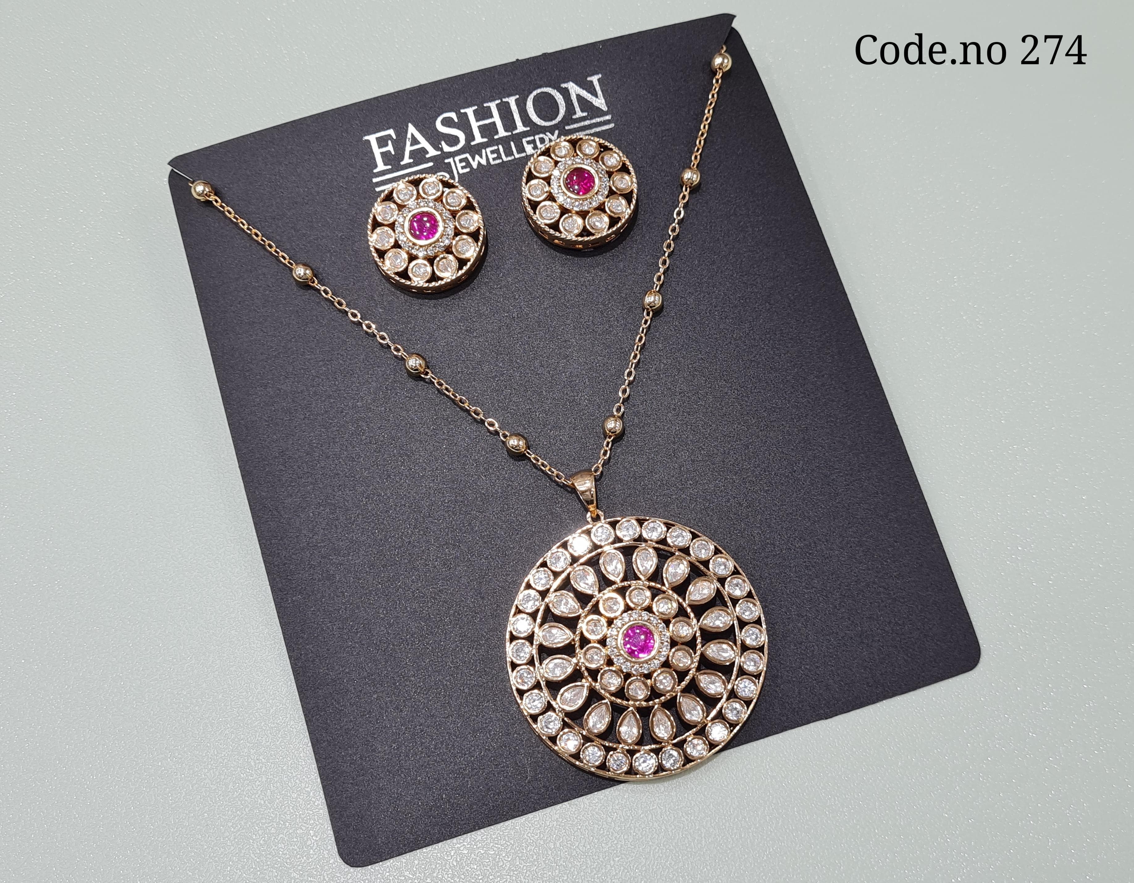 Kundan pendant set 00532