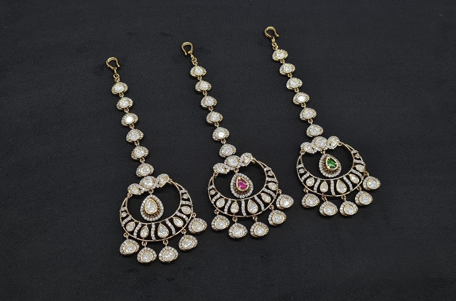 Kundan Tikka 09025 - 2