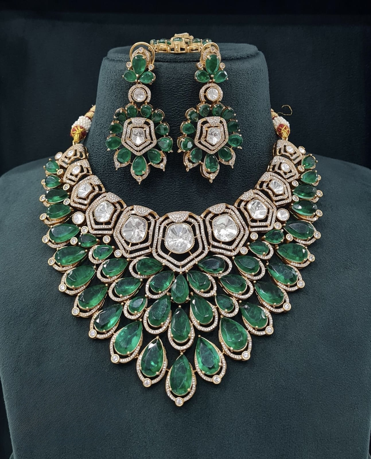 Victorian Bride Set 08061 - 4