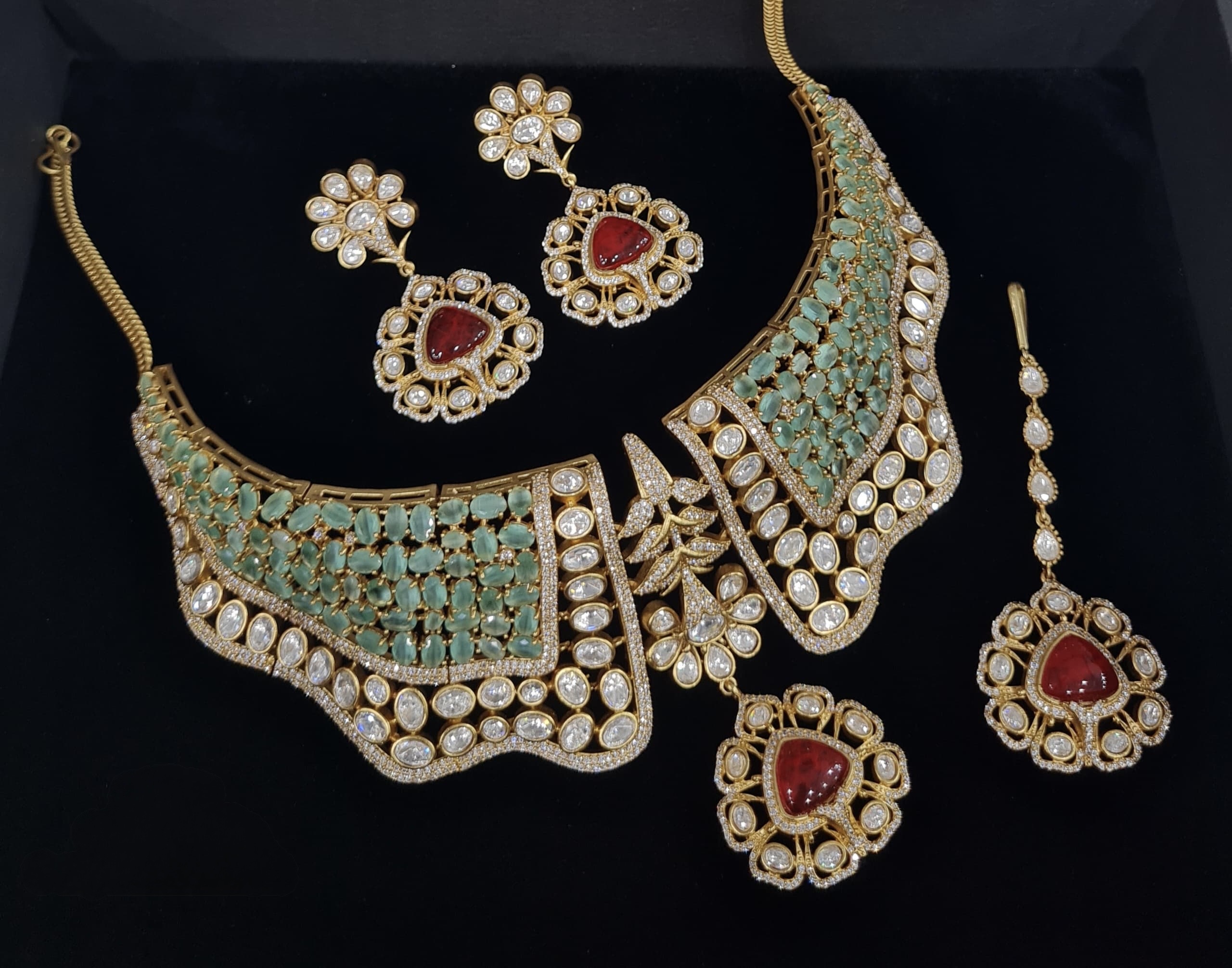 Kundan Necklace 05570 - 3