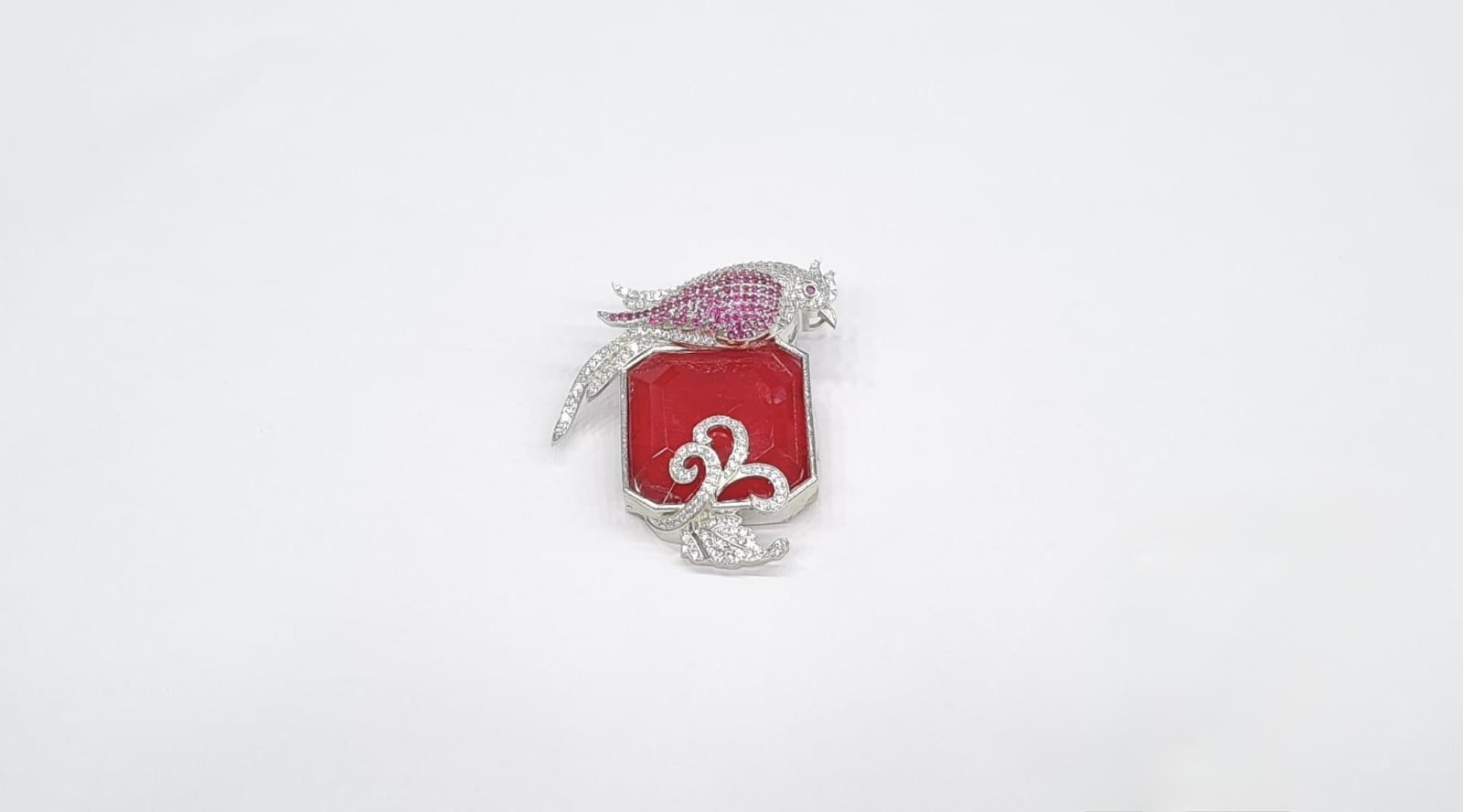 Regal Brooch 10635 - 10