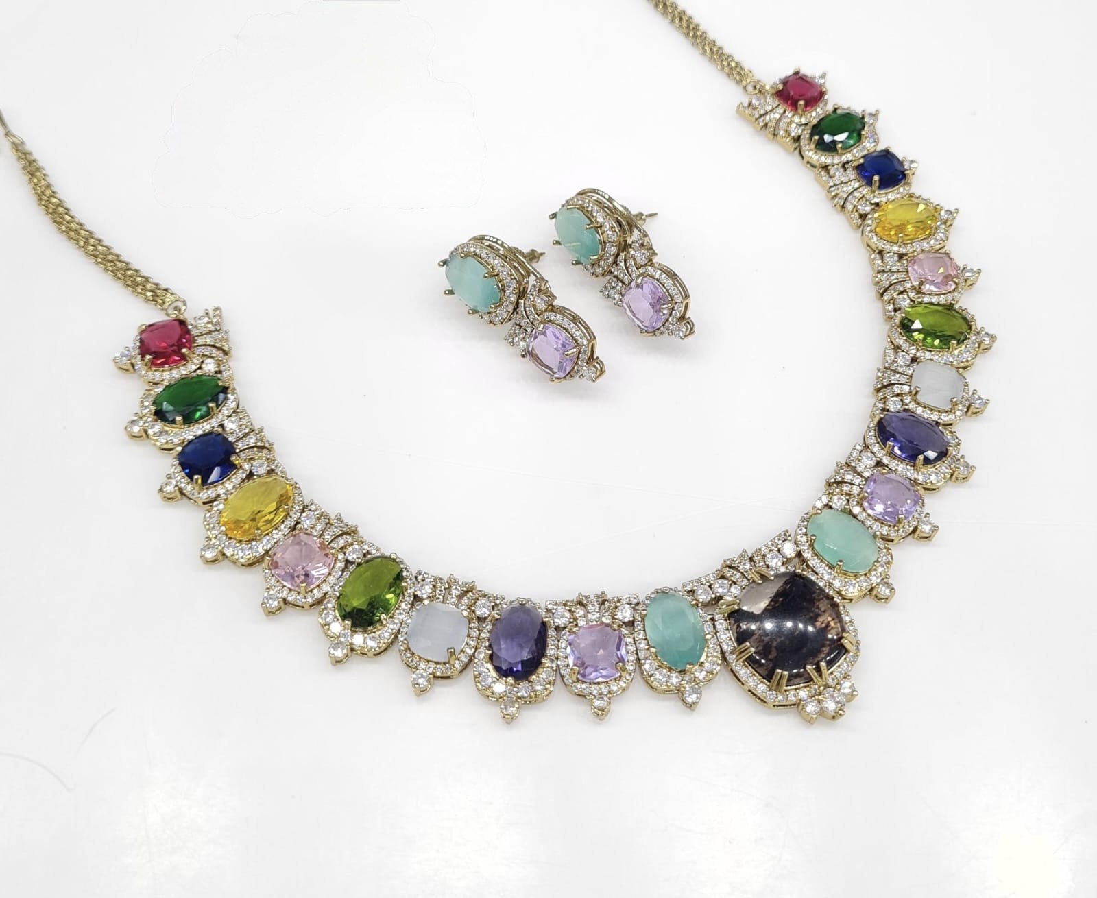 Sabyasachi Necklace 08728 - 9