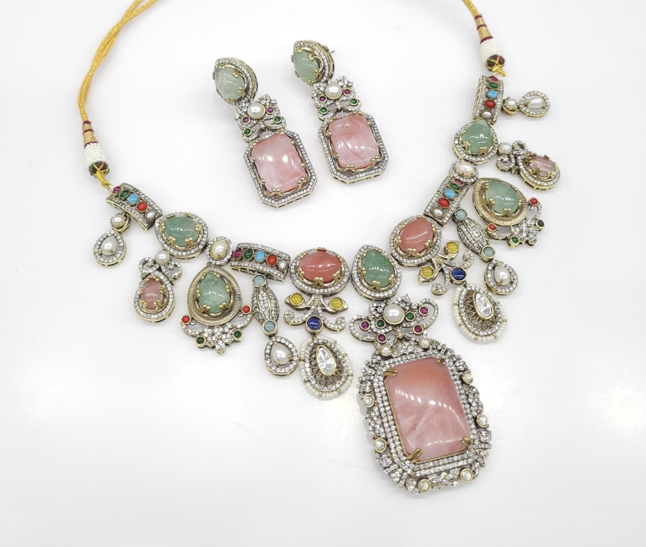 Sabyasachi Necklace 07818 - 3