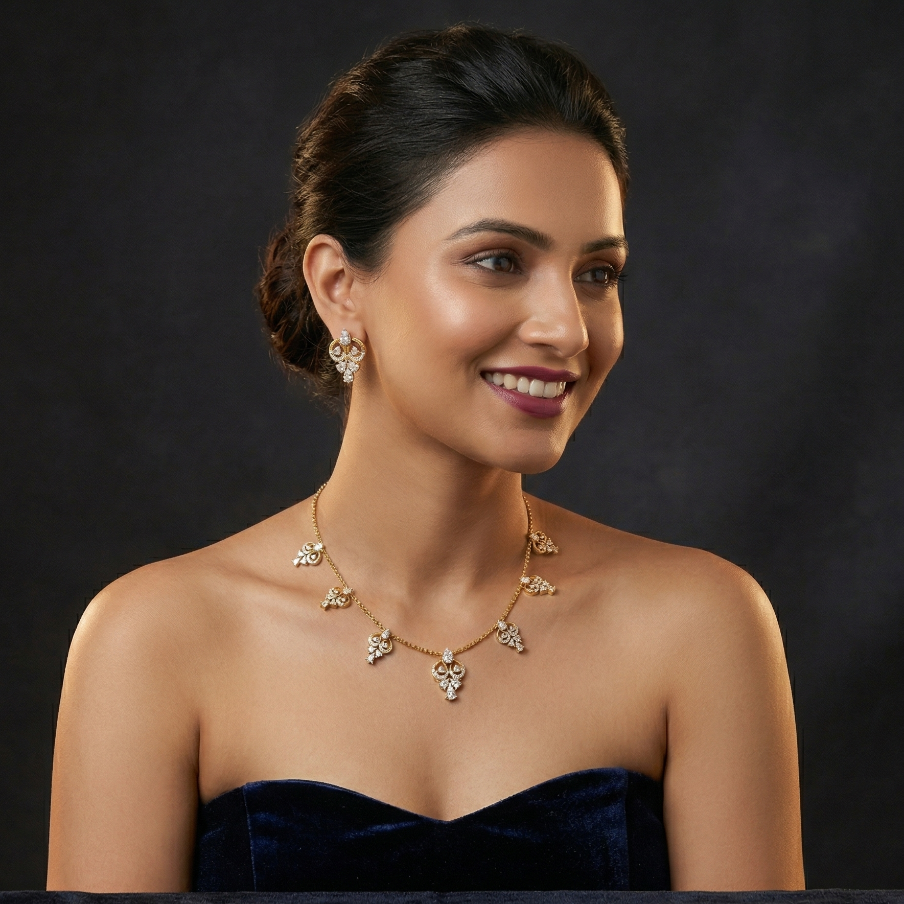 Elegant Diamond Dazzle Necklace Set - 3