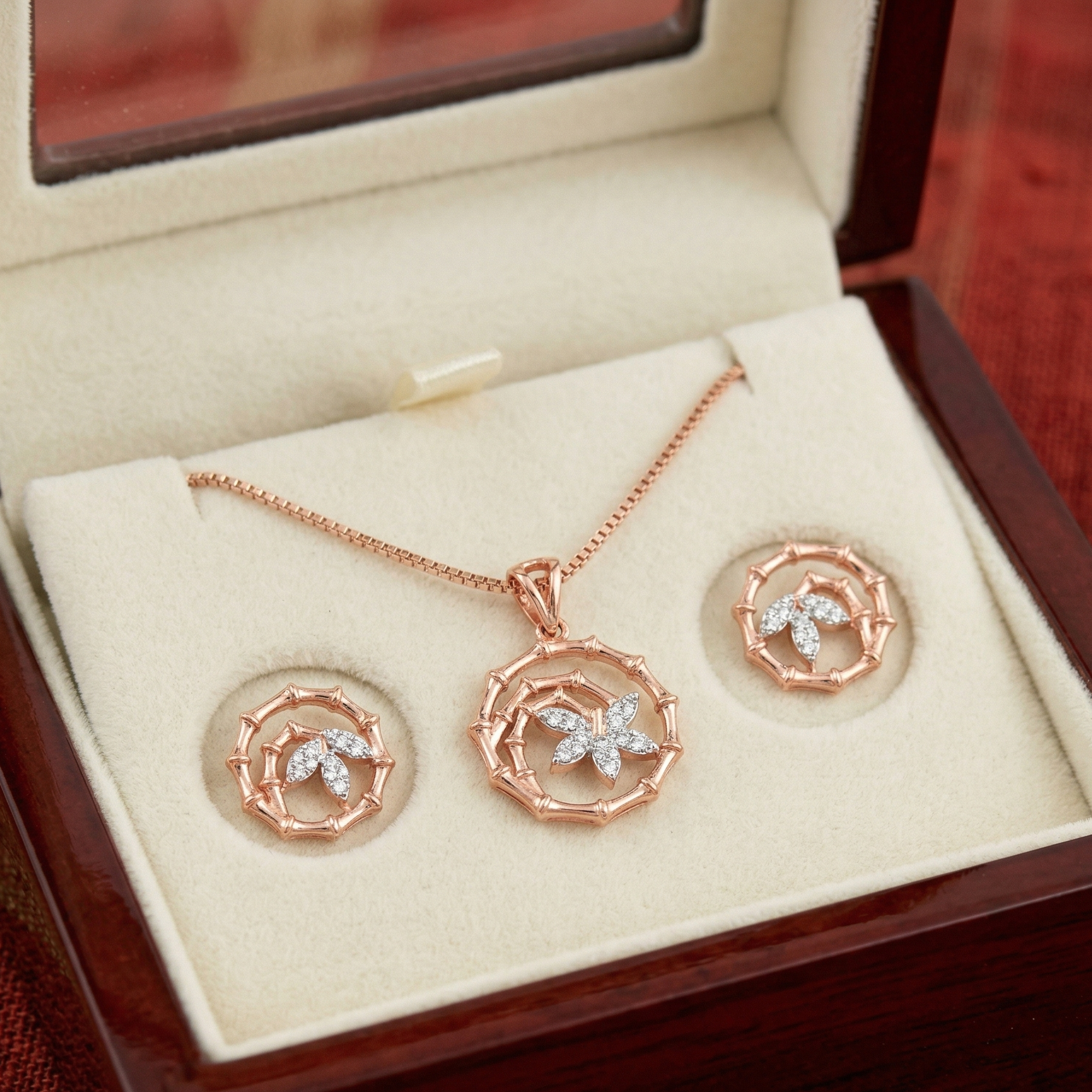 Heavenly Spark Diamond Pendant Set