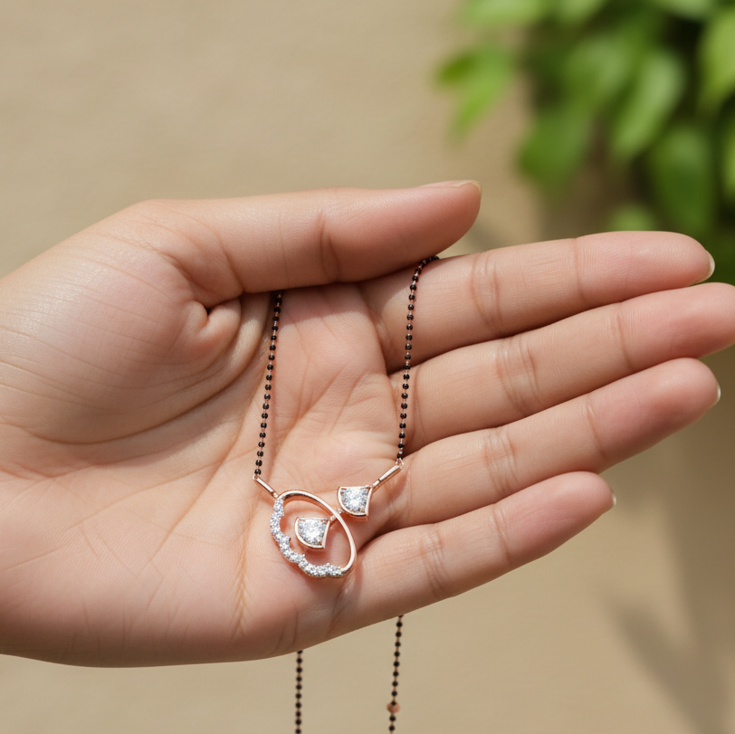 Fascinating Gold Diamond Tanmaniya - 3