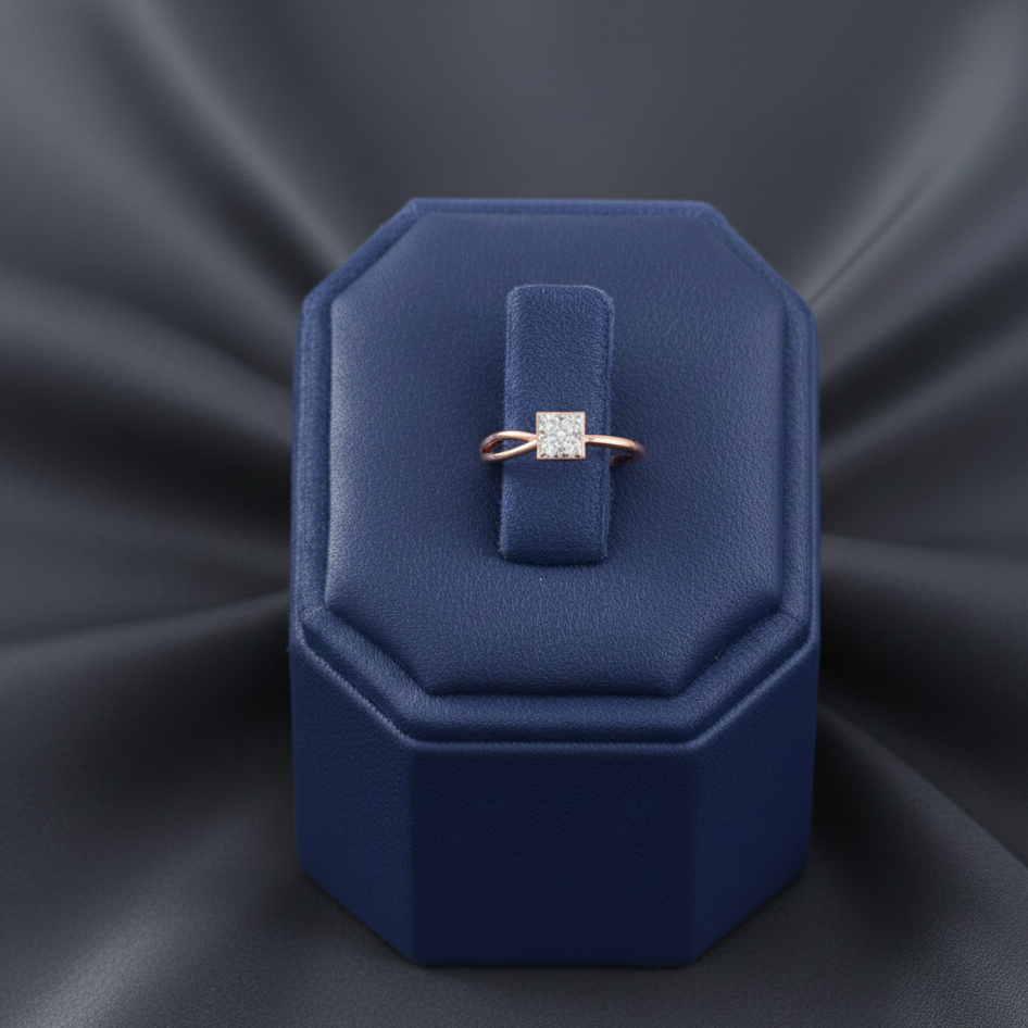 Luxe Bloom Aura Diamond Ring
