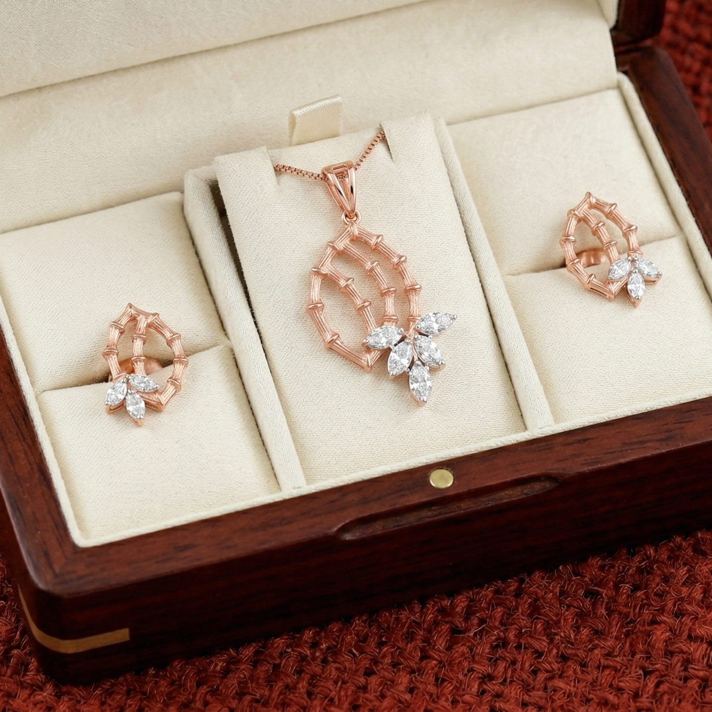 Elegant Beam Diamond Pendant Set - 3