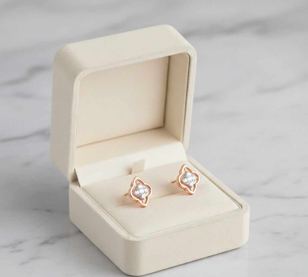 Minimal Luxury Diamond Stud Earrings - 3