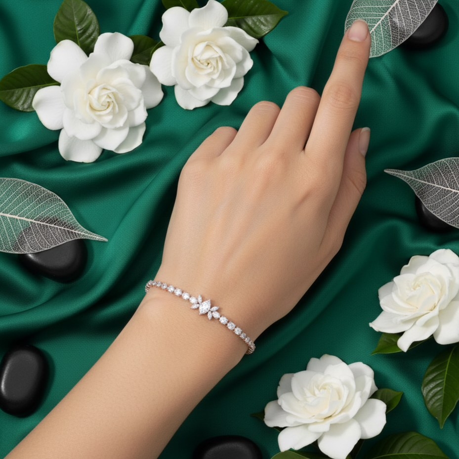 Soft Gleam Diamond Chain Bracelet - 3