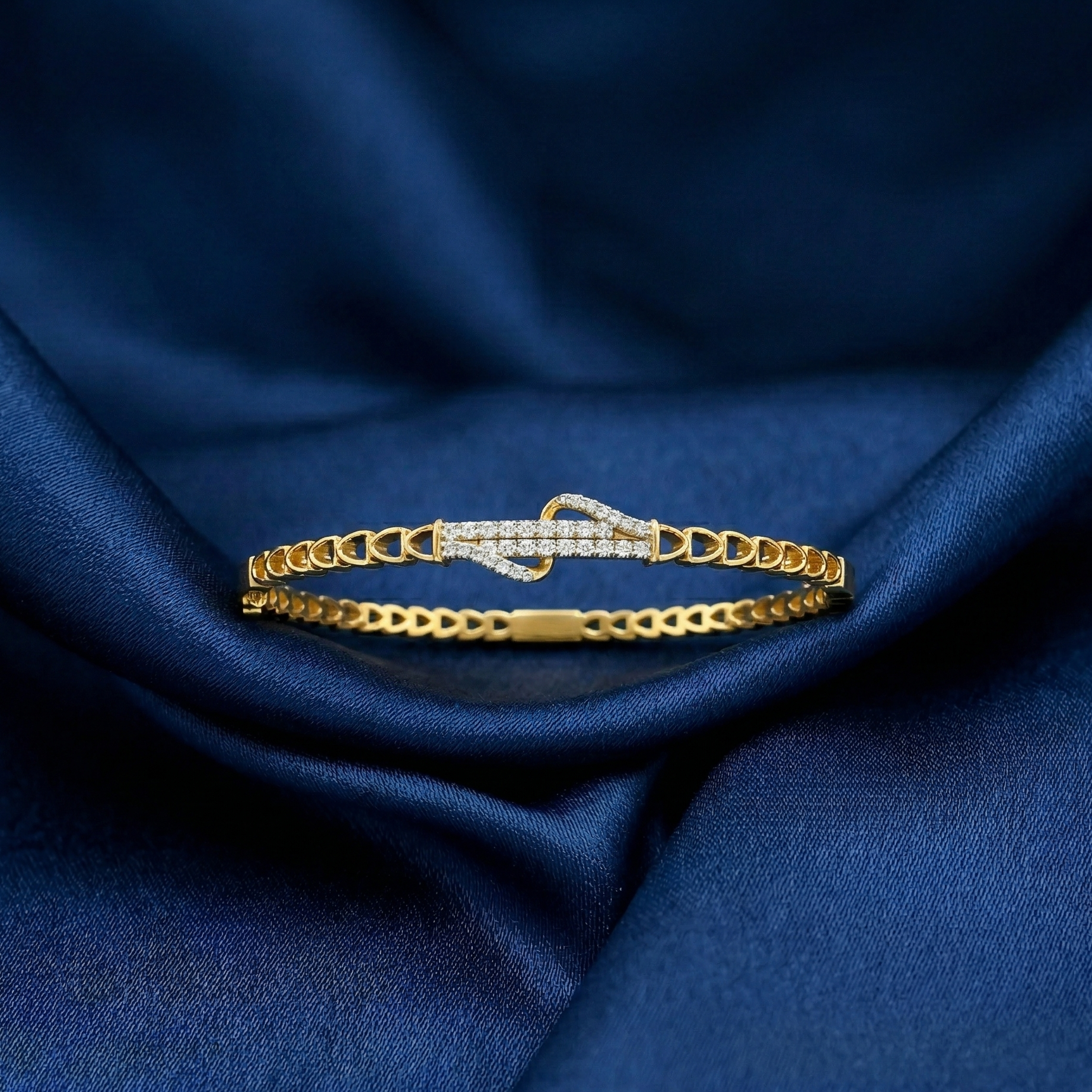 Glimmer Luxe Diamond Bracelet