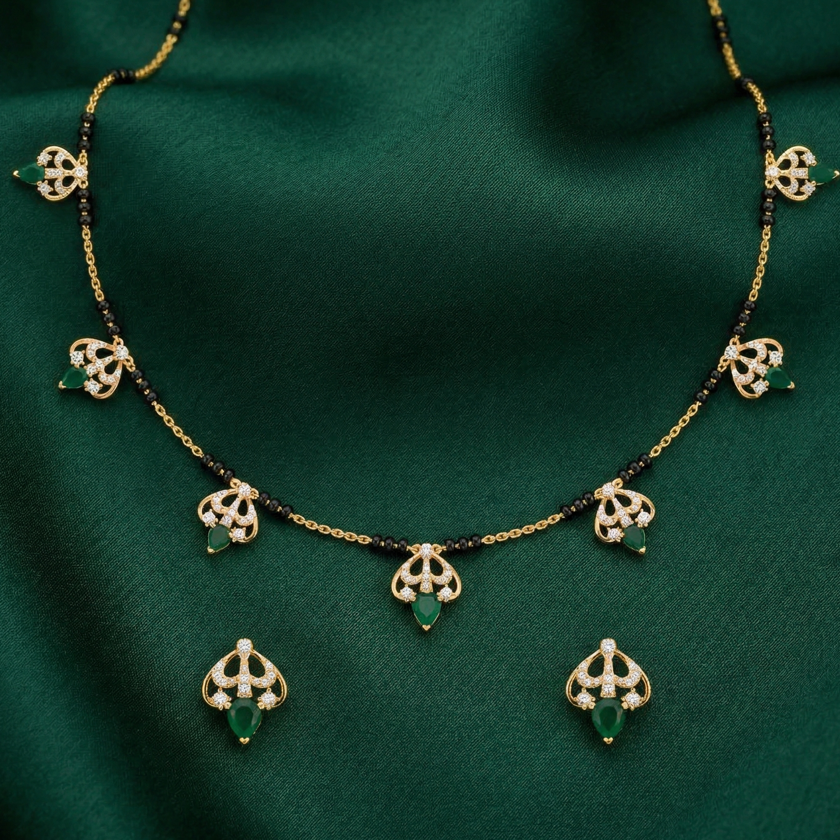 Royal Diamond Classic Necklace Set